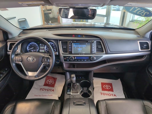 2017 Toyota Highlander XLE in South Glens Falls, NY - Romeo Auto Group