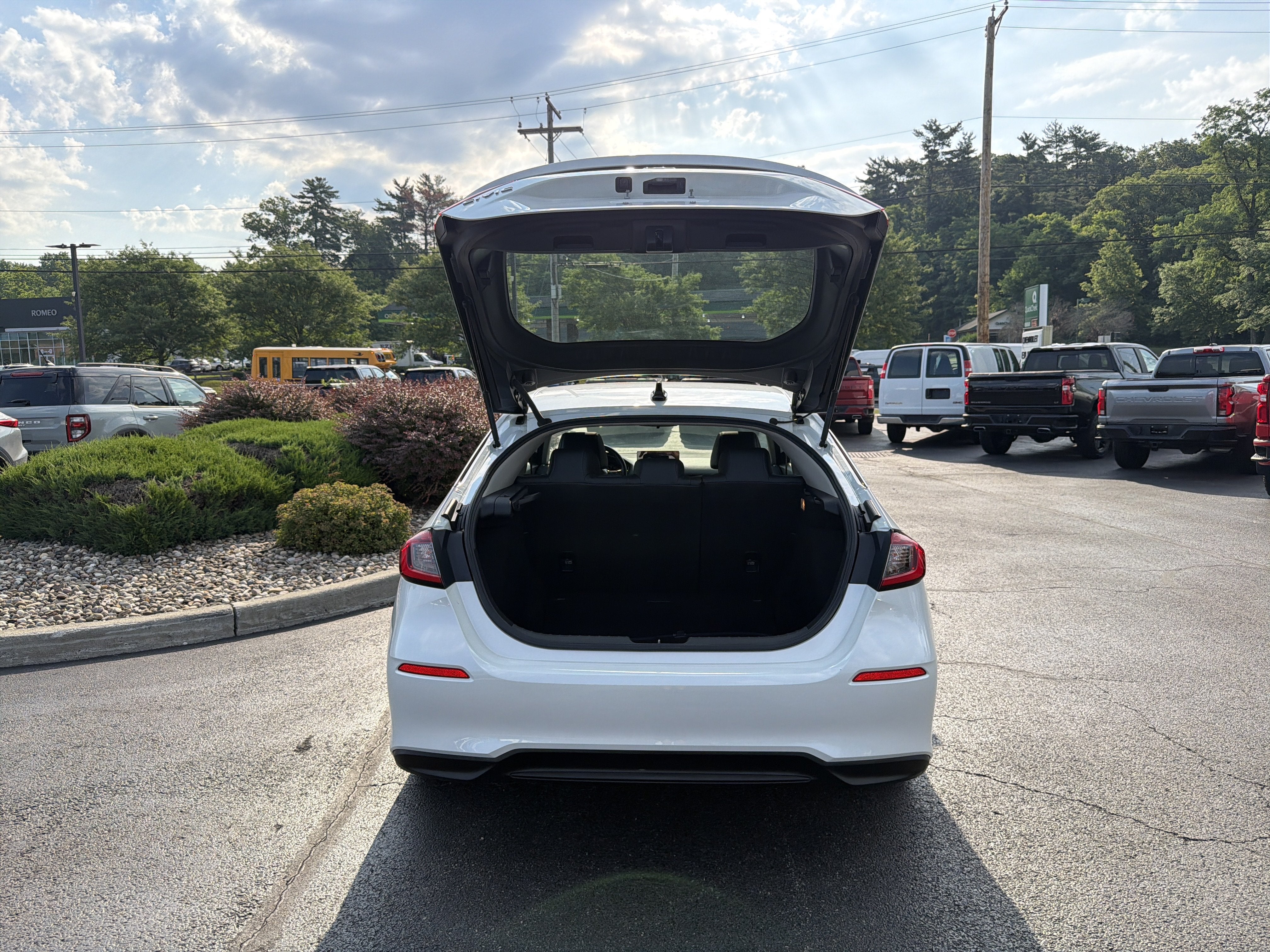 2024 Honda Civic Hatchback EX-L