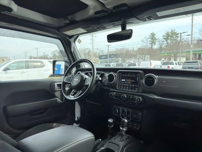 2023 Jeep Wrangler 4-Door Sahara 4x4