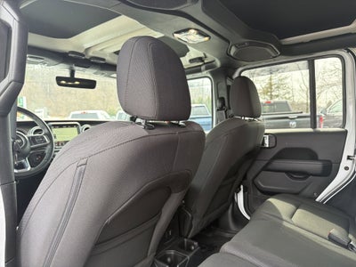 2023 Jeep Wrangler 4-Door Sahara 4x4