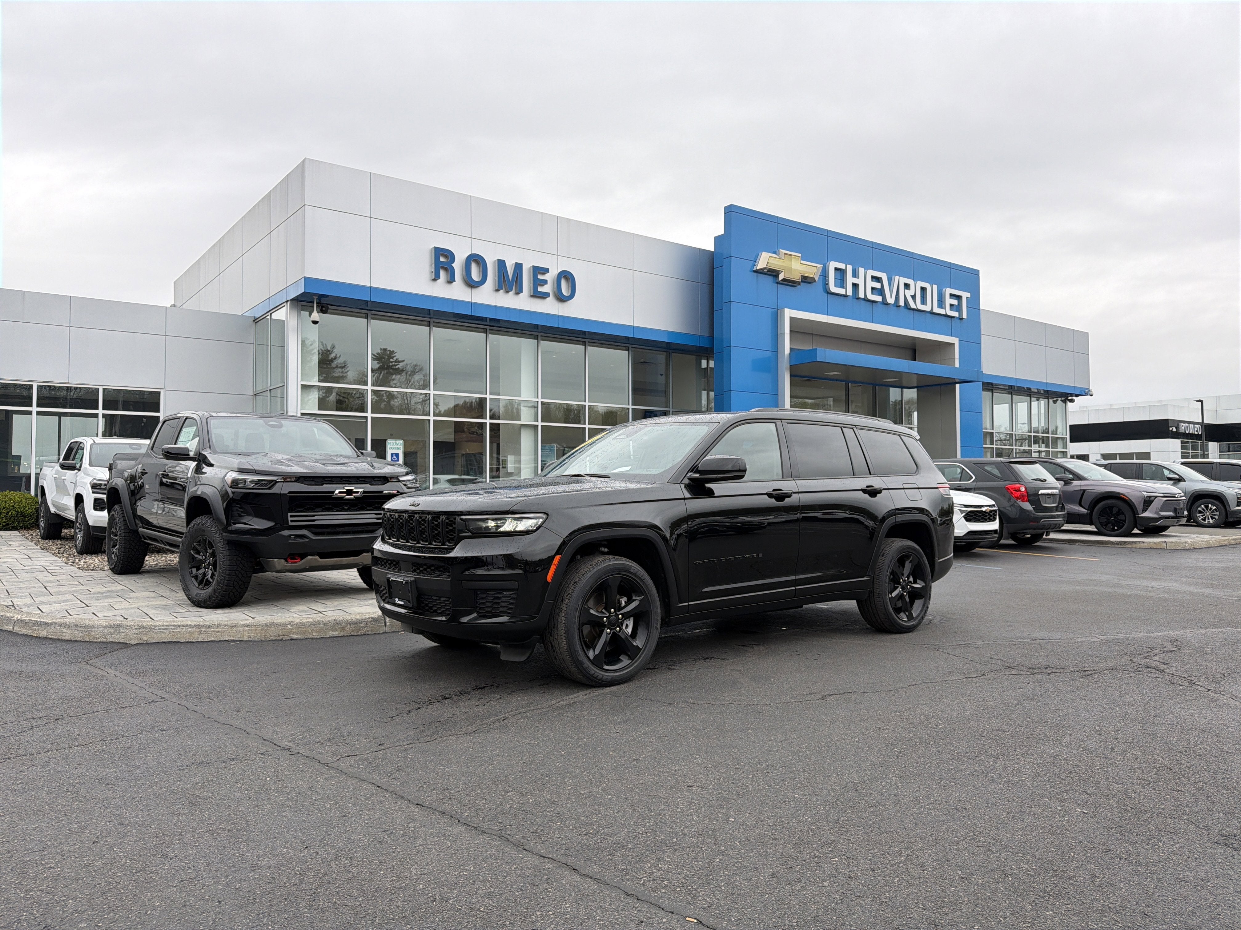 2022 Jeep Grand Cherokee L Altitude 4x4