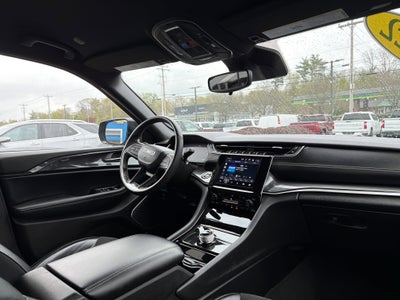 2022 Jeep Grand Cherokee L Altitude 4x4