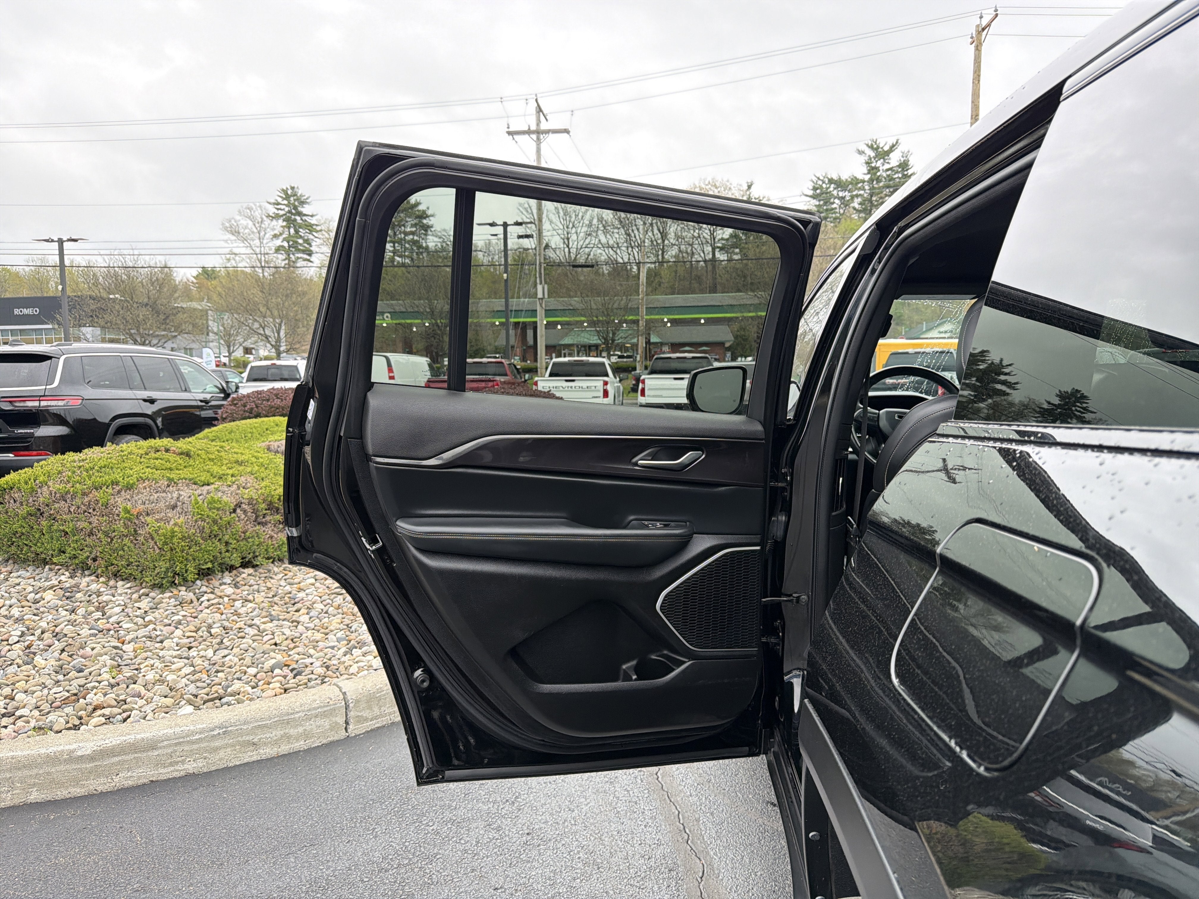 2022 Jeep Grand Cherokee L Altitude 4x4