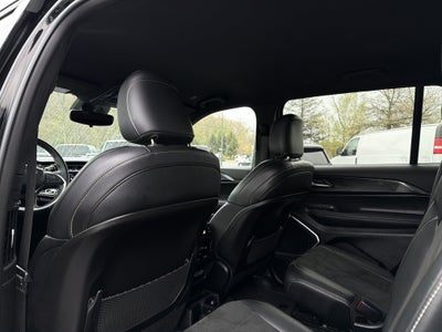 2022 Jeep Grand Cherokee L Altitude 4x4