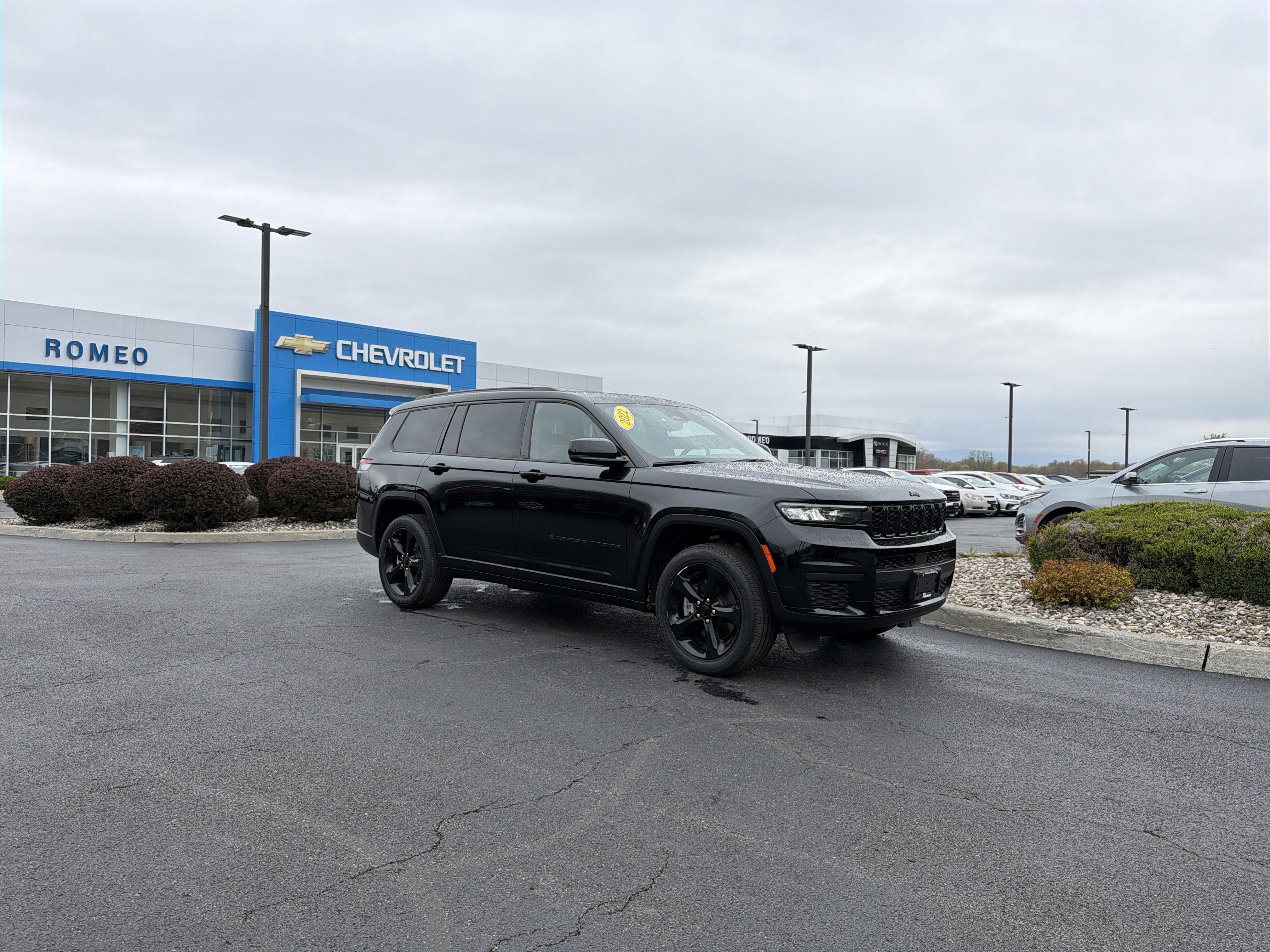 2022 Jeep Grand Cherokee L Altitude 4x4