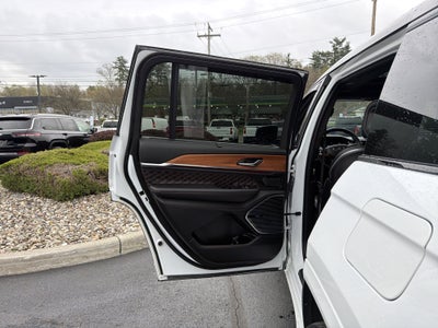 2023 Jeep Grand Cherokee L Summit Reserve