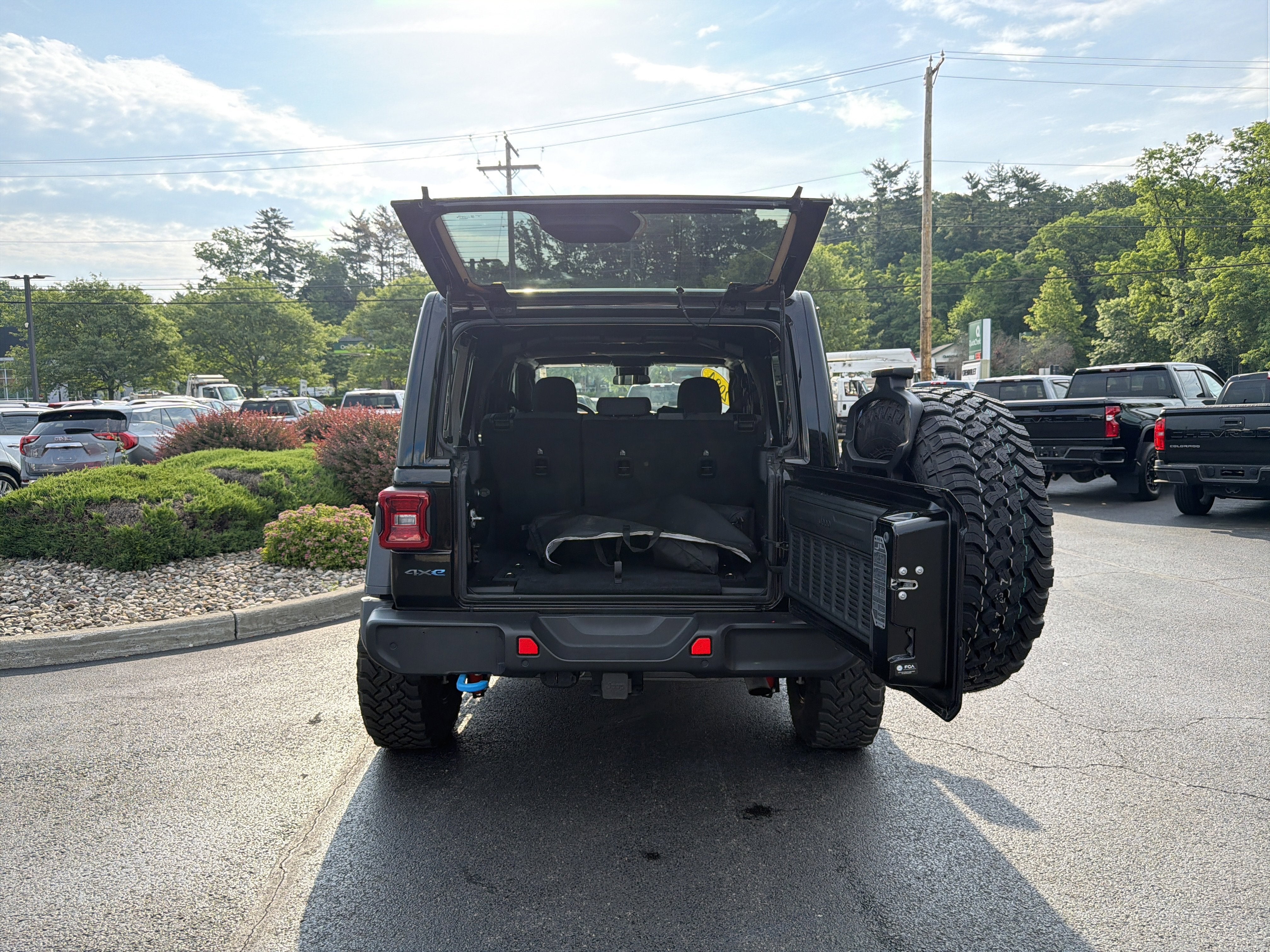 2024 Jeep Wrangler 4xe Willys 4xe