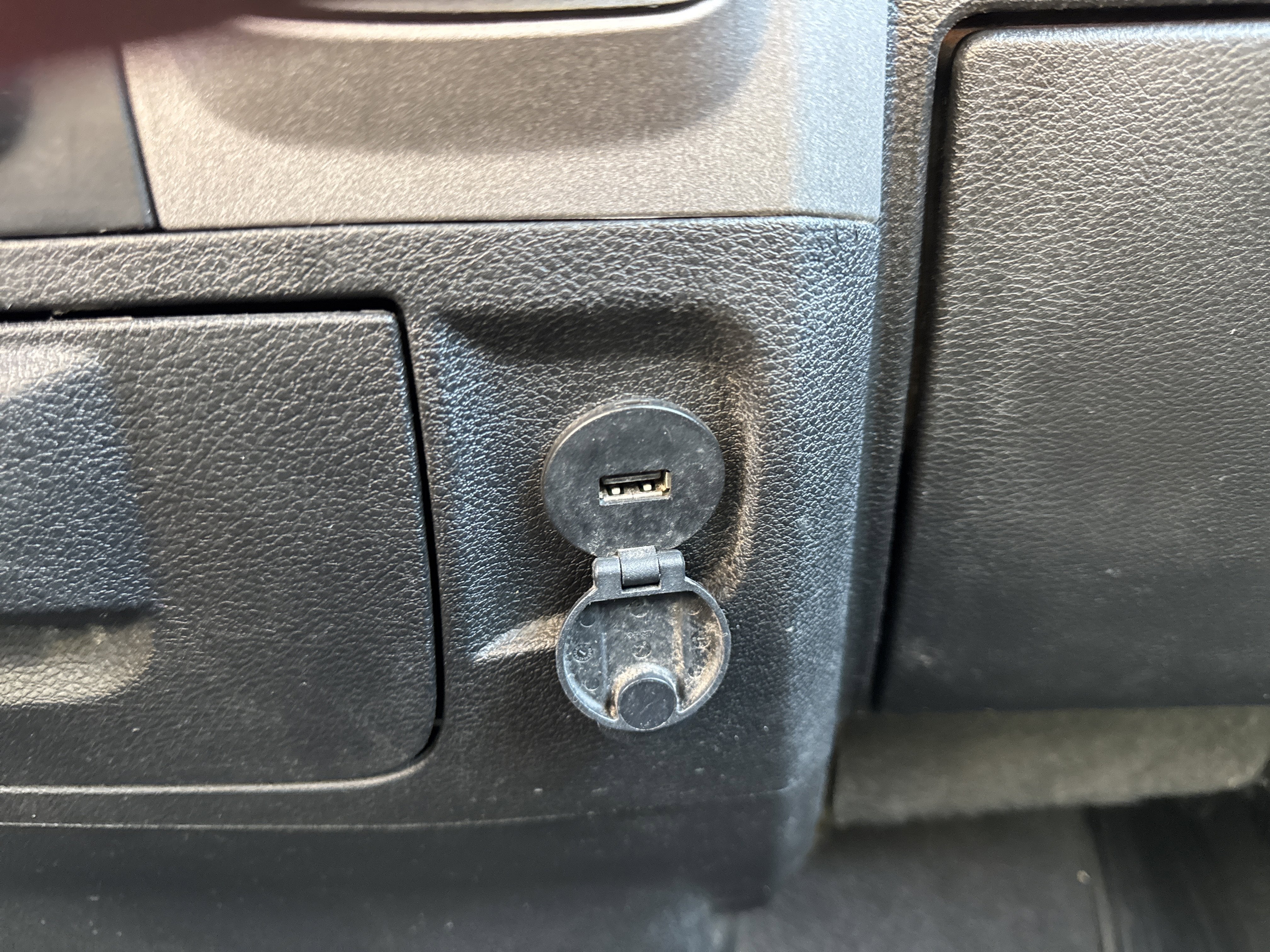 2019 RAM 1500 Classic Express Quad Cab 4x4 6'4" Box