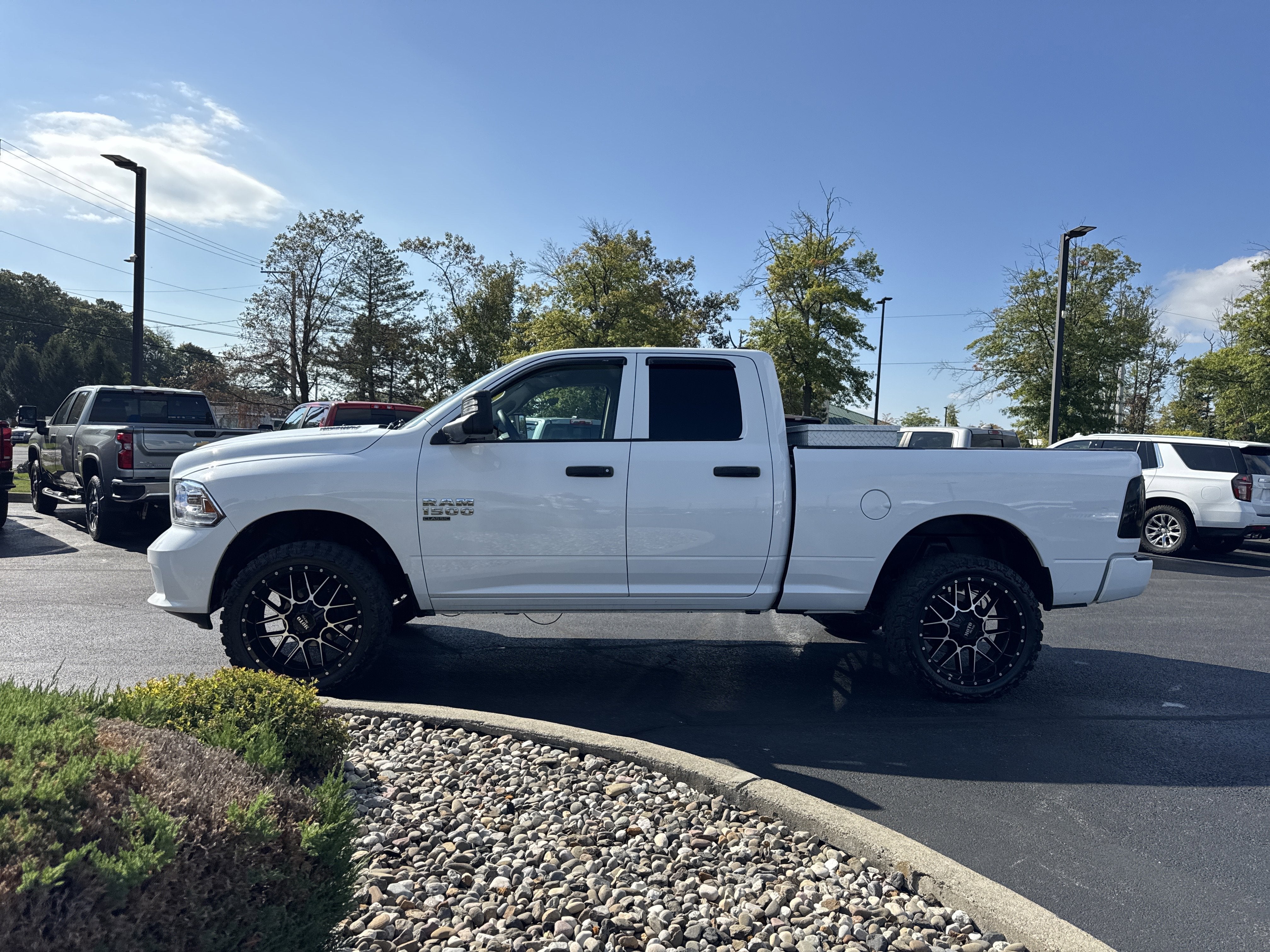 2019 RAM 1500 Classic Express Quad Cab 4x4 6'4" Box