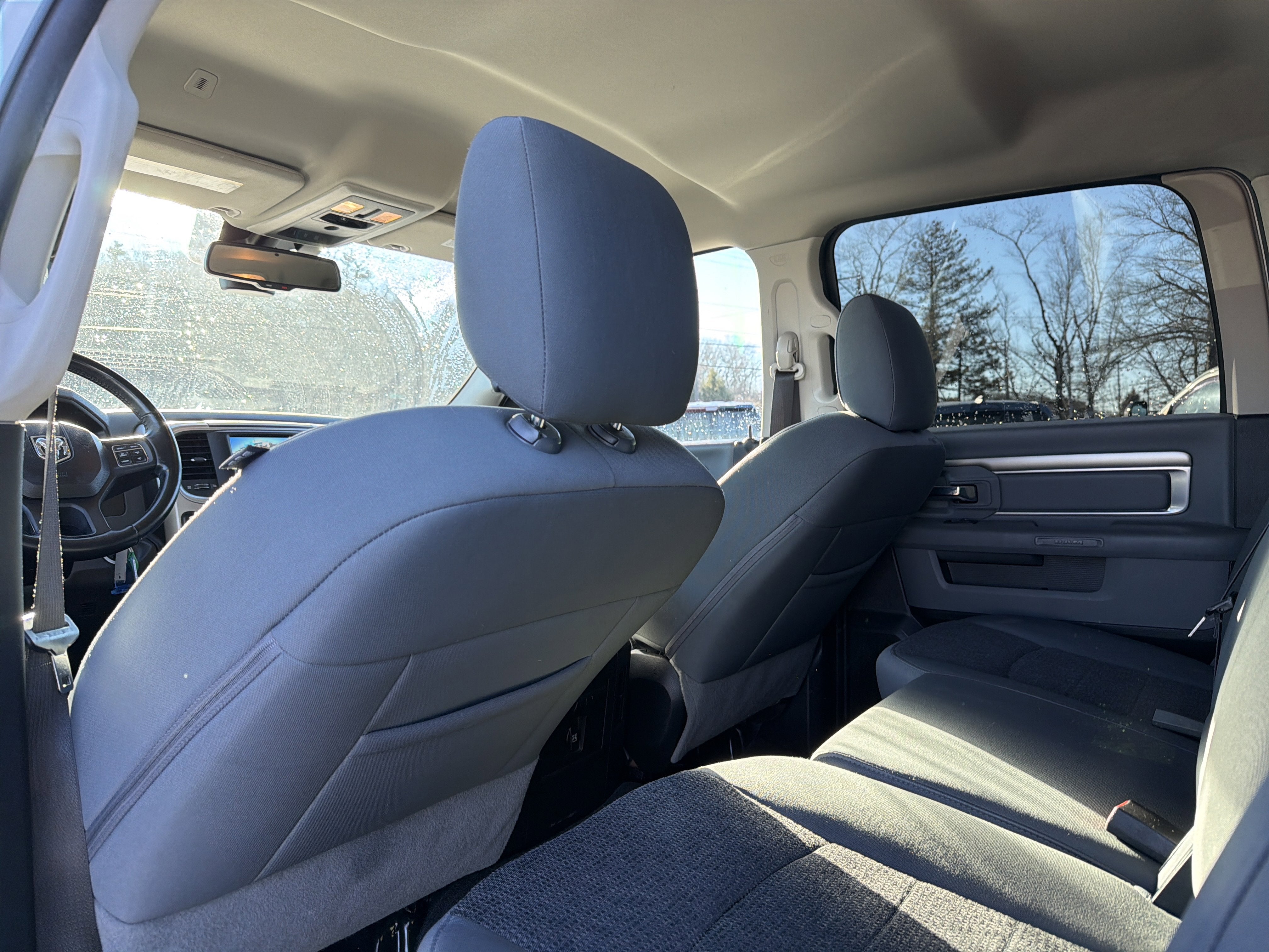 2018 RAM 1500 Big Horn Crew Cab 4x4 5'7" Box