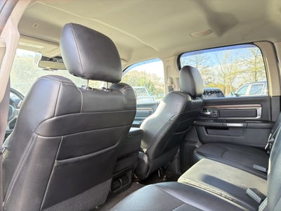 2017 RAM 1500 Laramie Crew Cab 4x4 5'7" Box