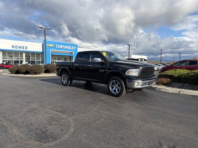 2017 RAM 1500 Laramie Crew Cab 4x4 5'7" Box