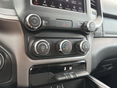 2020 RAM 1500 Big Horn Crew Cab 4x4 5'7" Box