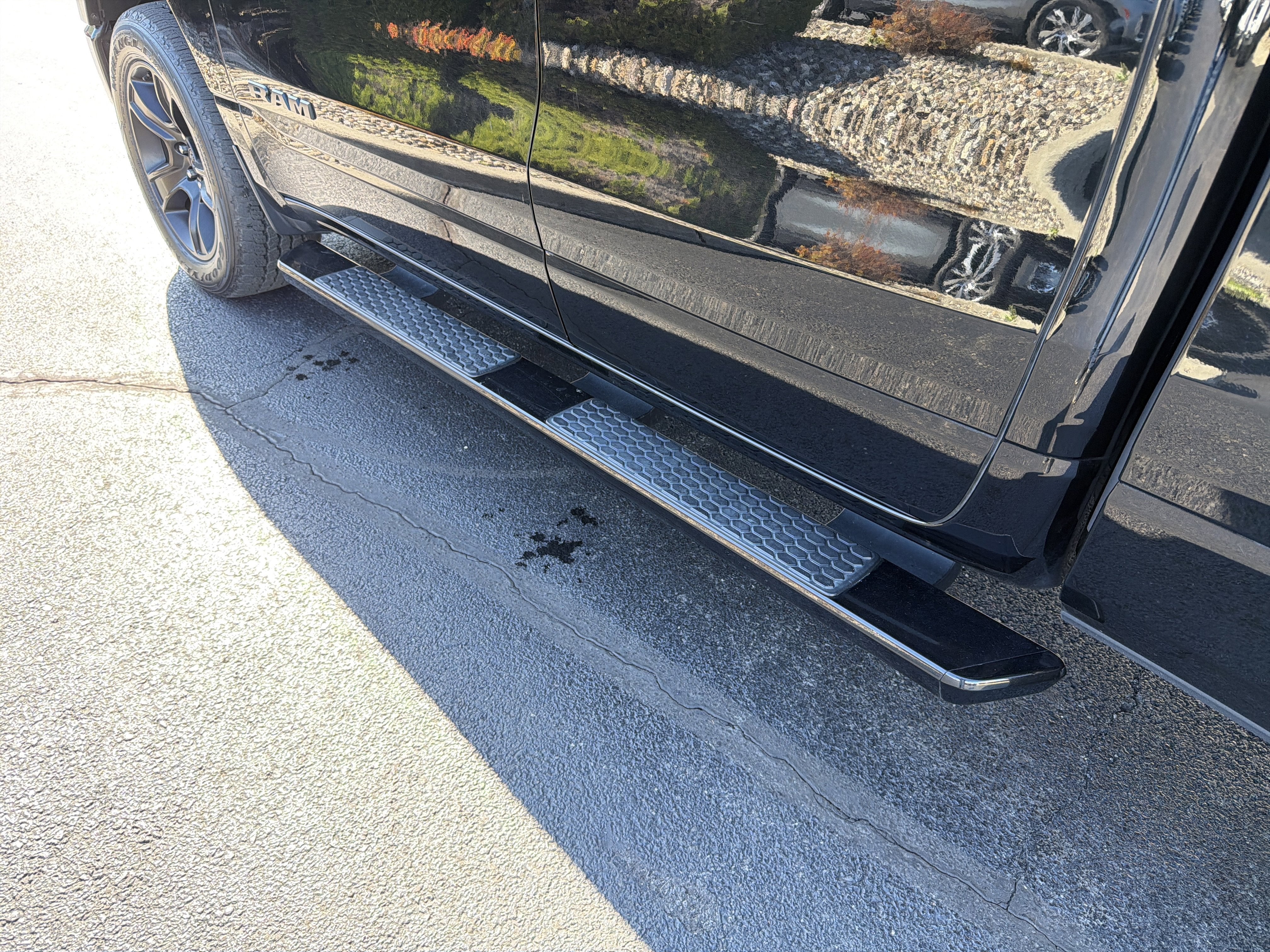 2021 RAM 1500 Big Horn Quad Cab 4x4 6'4" Box