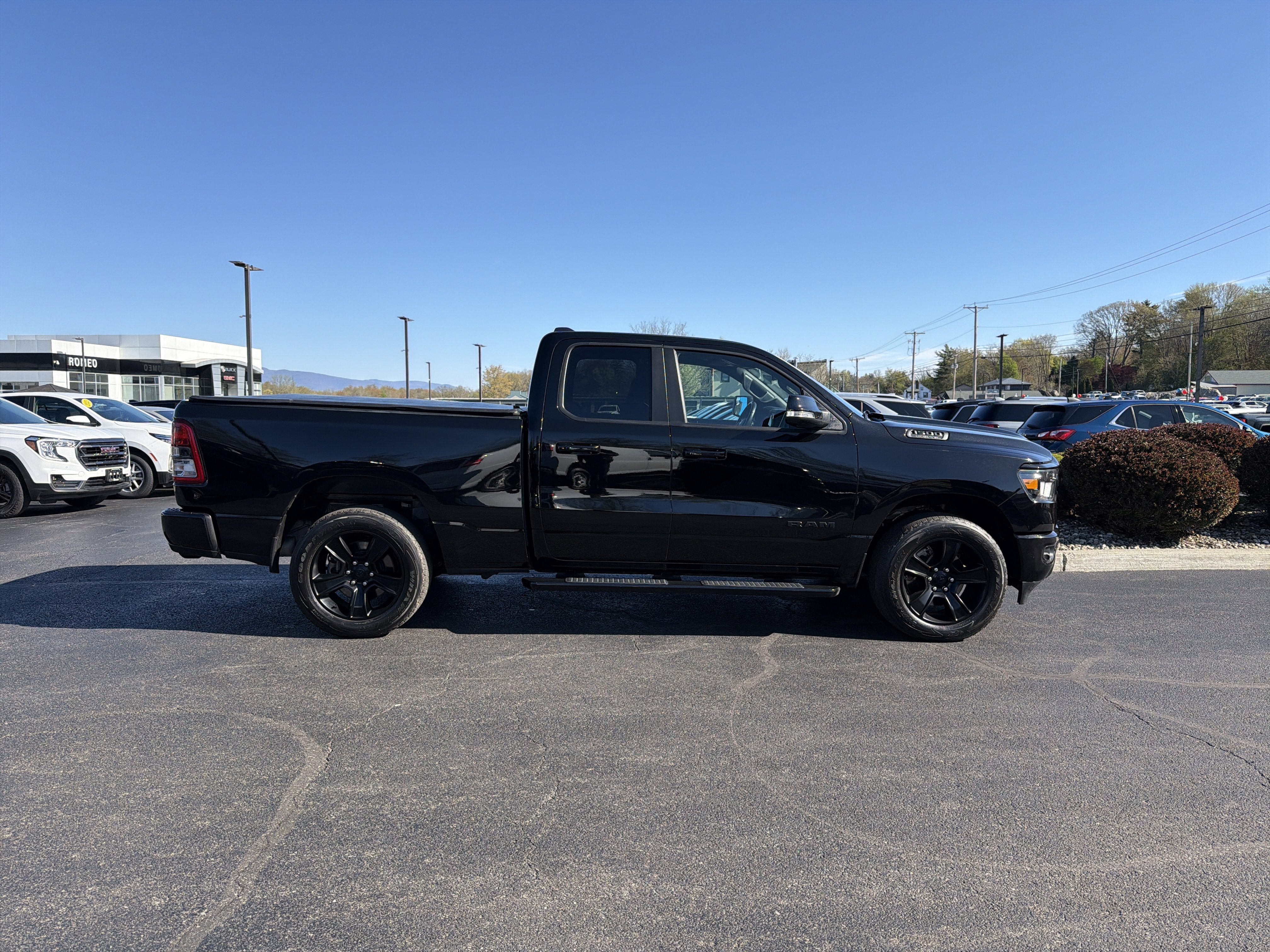 2021 RAM 1500 Big Horn Quad Cab 4x4 6'4" Box