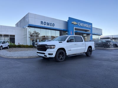 2022 RAM 1500 Big Horn Crew Cab 4x4 5'7" Box