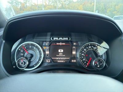 2022 RAM 1500 Big Horn Crew Cab 4x4 5'7" Box
