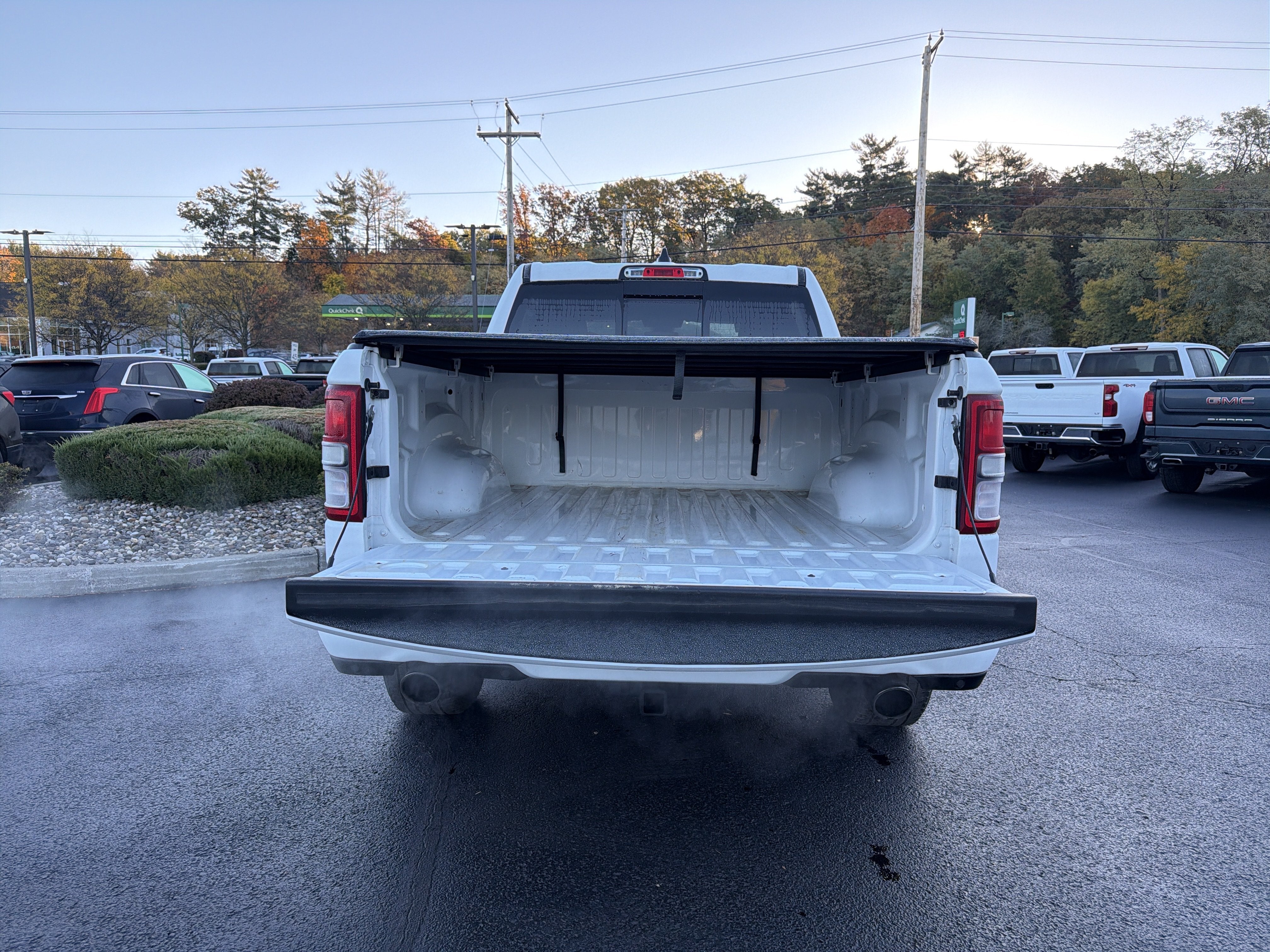2022 RAM 1500 Big Horn Crew Cab 4x4 5'7" Box