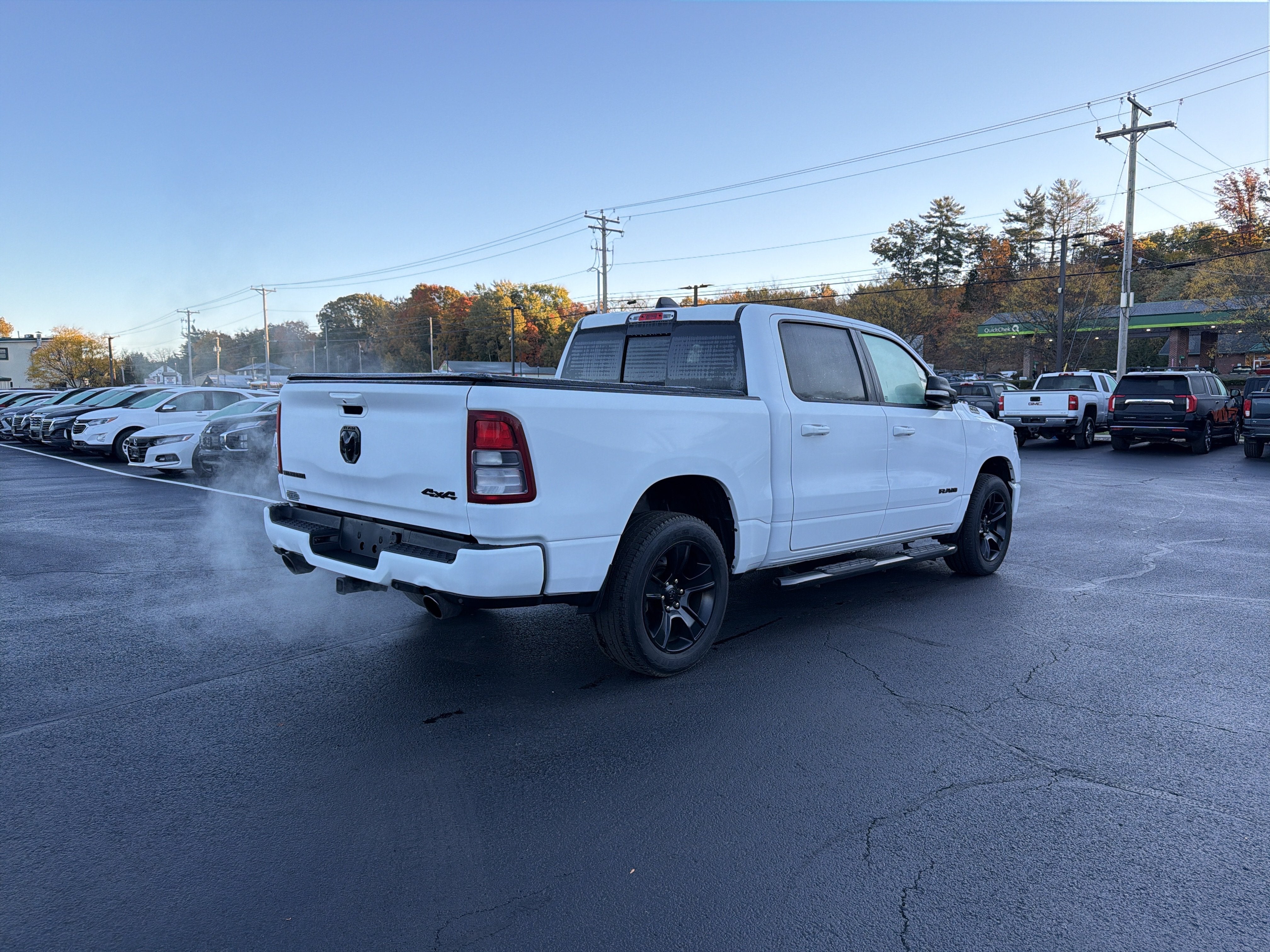 2022 RAM 1500 Big Horn Crew Cab 4x4 5'7" Box