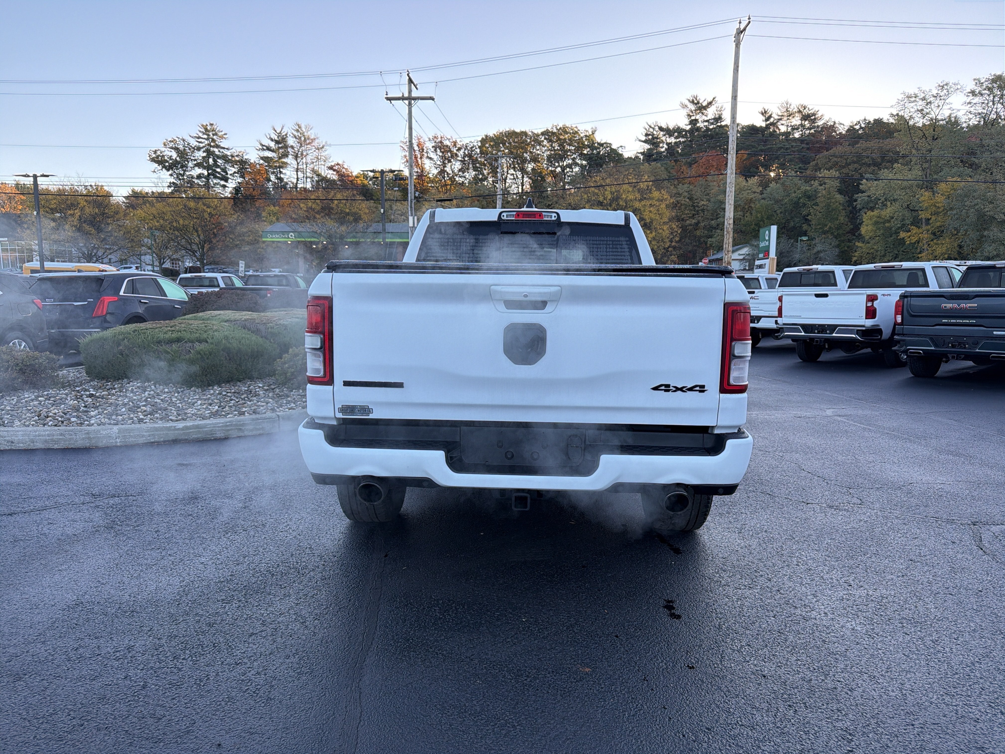 2022 RAM 1500 Big Horn Crew Cab 4x4 5'7" Box