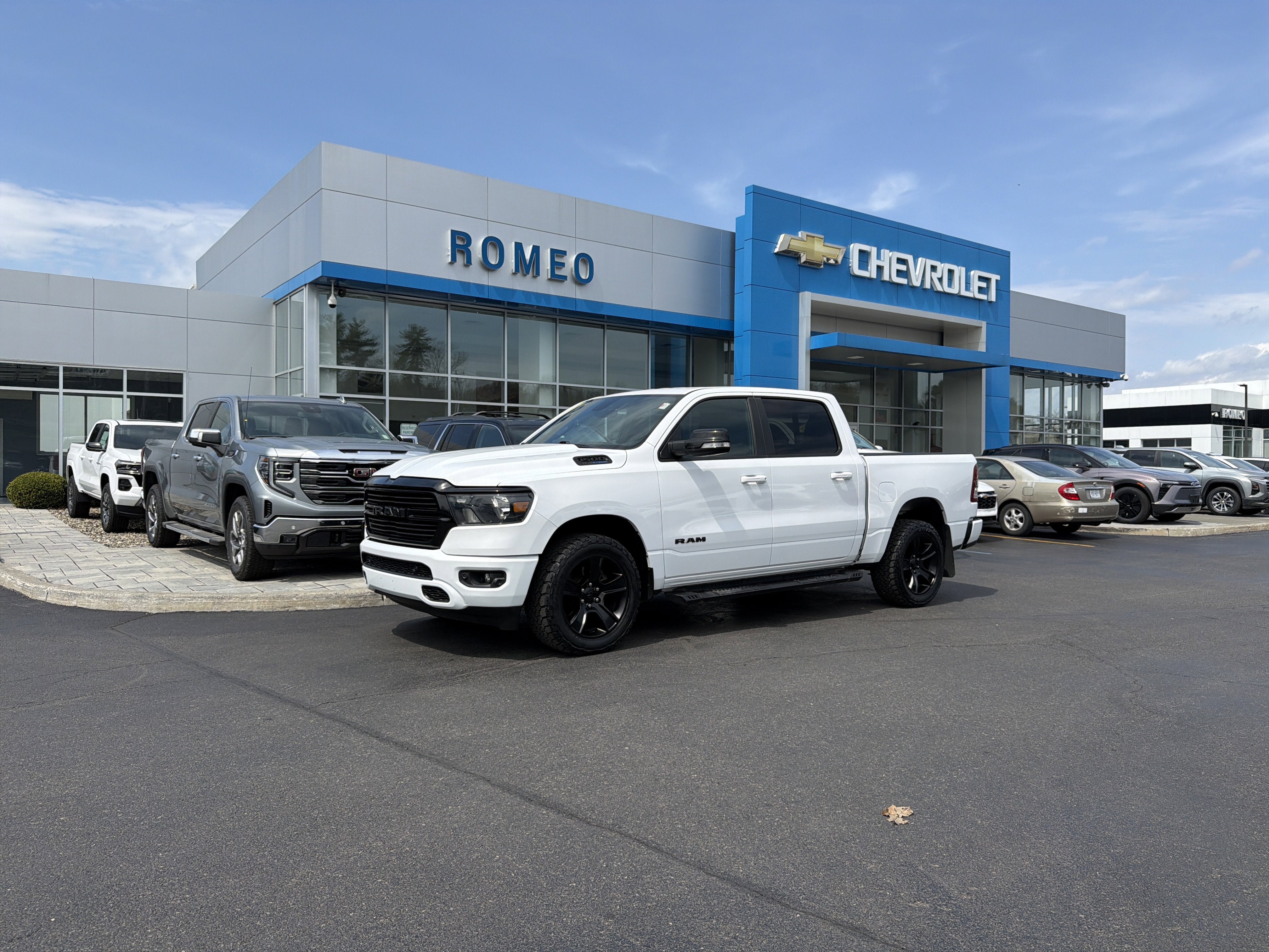 2021 RAM 1500 Big Horn Crew Cab 4x4 5'7" Box