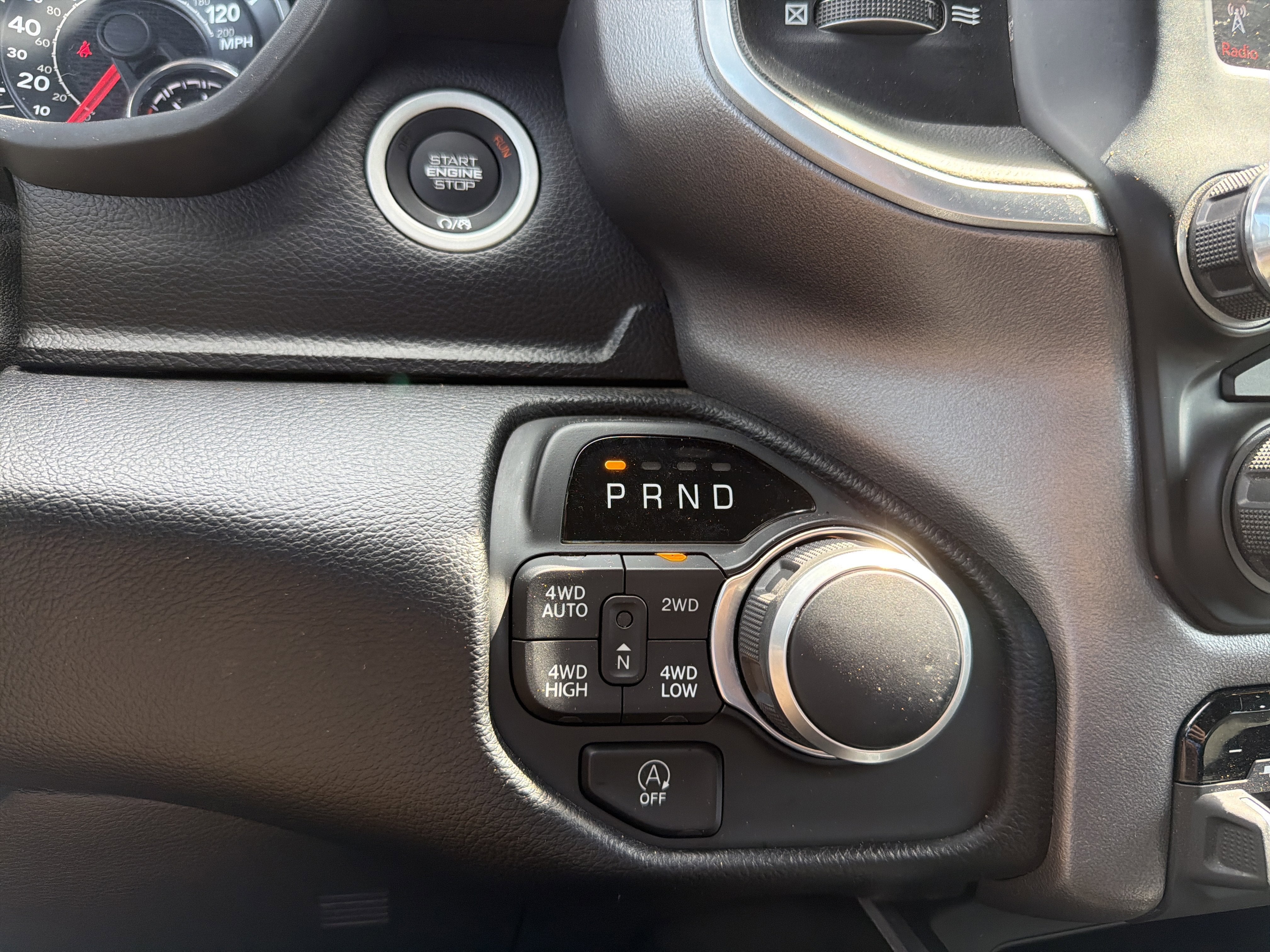 2021 RAM 1500 Big Horn Crew Cab 4x4 5'7" Box