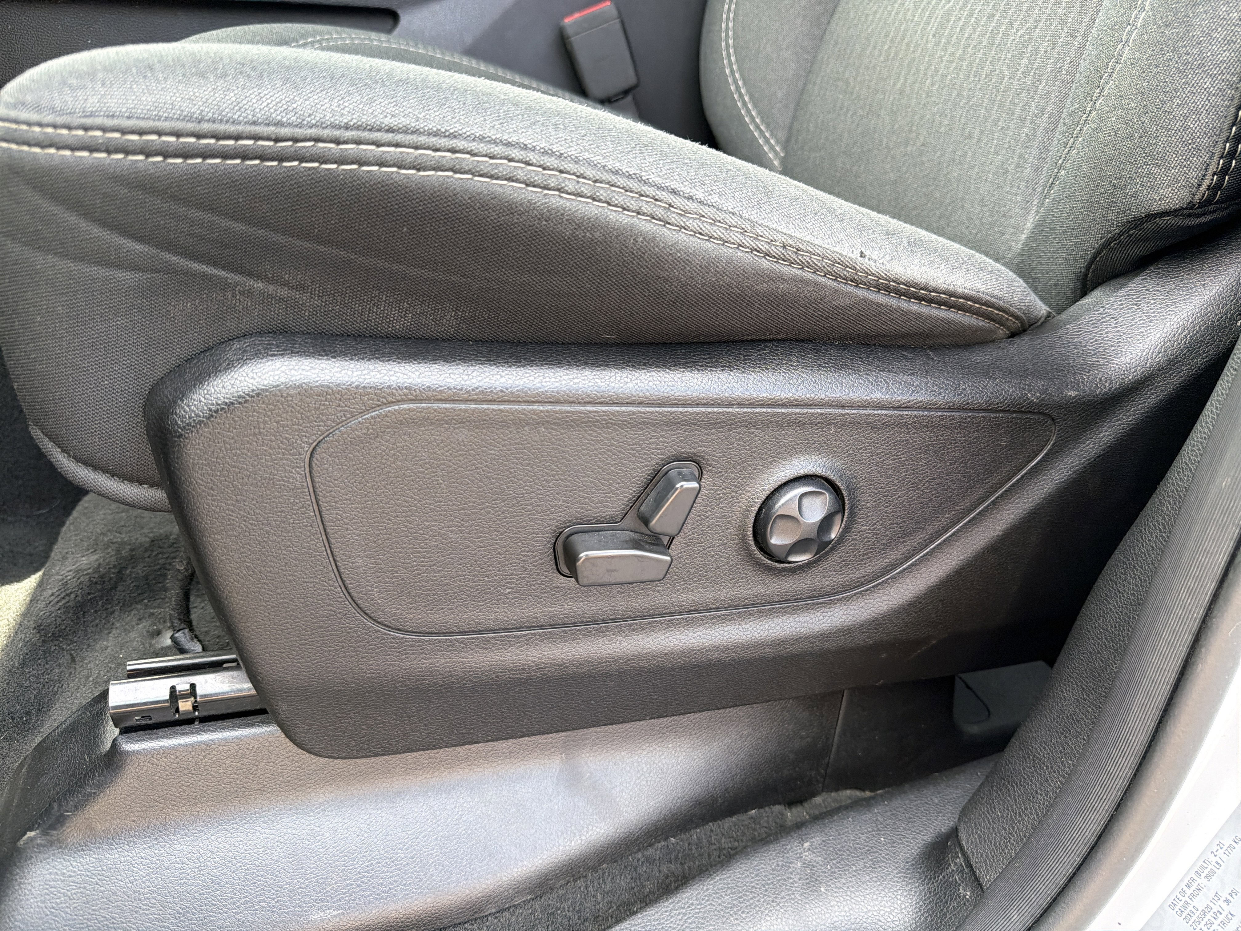 2021 RAM 1500 Big Horn Crew Cab 4x4 5'7" Box