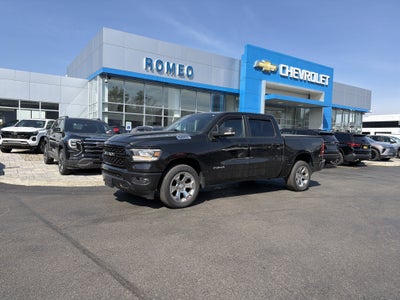 2022 RAM 1500 Big Horn Crew Cab 4x4 5'7" Box