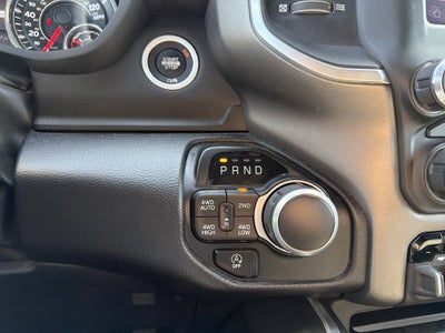 2022 RAM 1500 Big Horn Crew Cab 4x4 5'7" Box