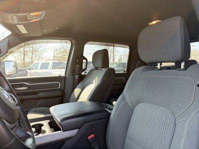 2022 RAM 1500 Big Horn Crew Cab 4x4 5'7" Box