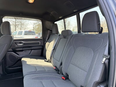 2022 RAM 1500 Big Horn Crew Cab 4x4 5'7" Box