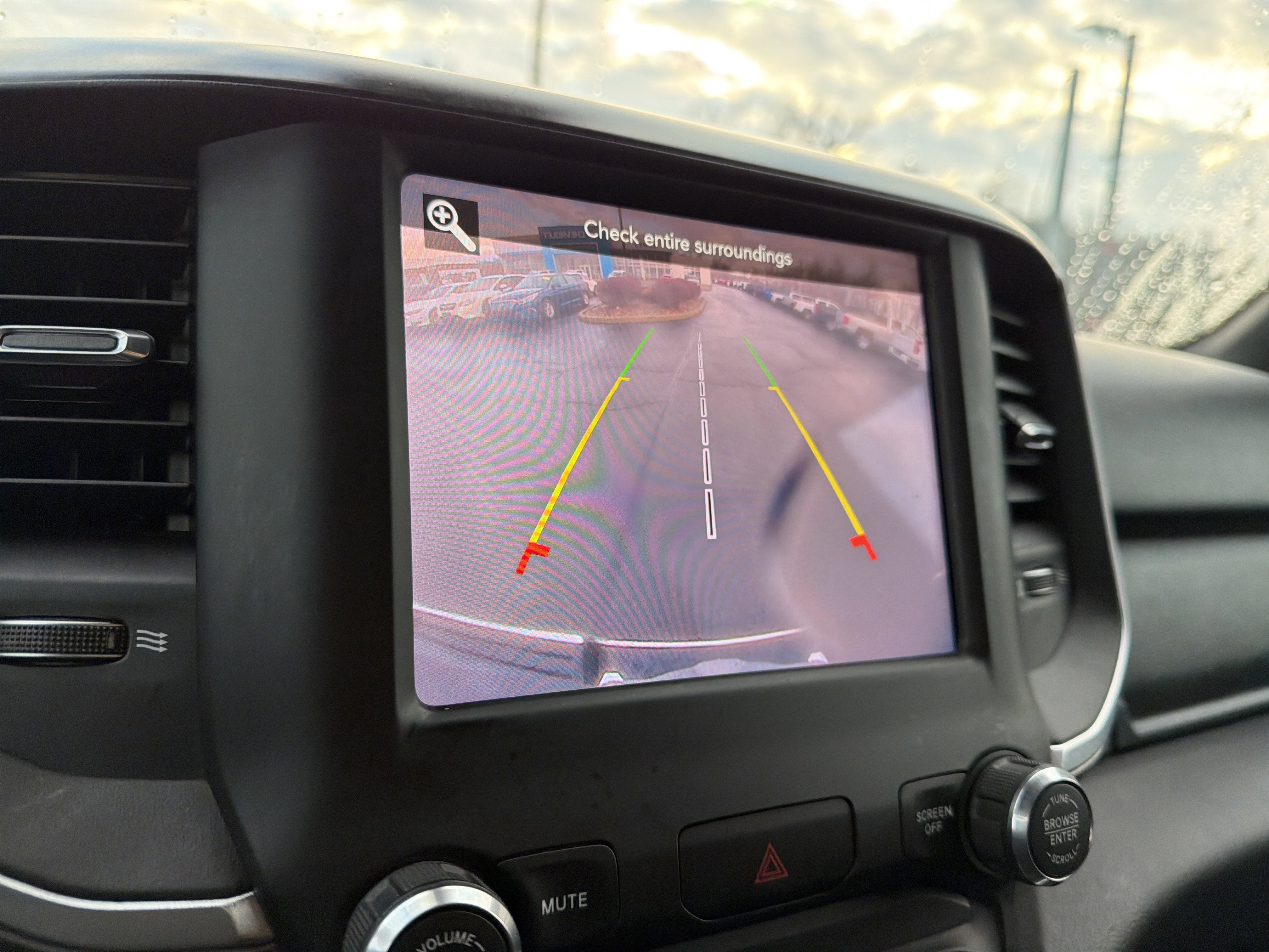 2019 RAM 1500 Big Horn/Lone Star Crew Cab 4x4 5'7" Box