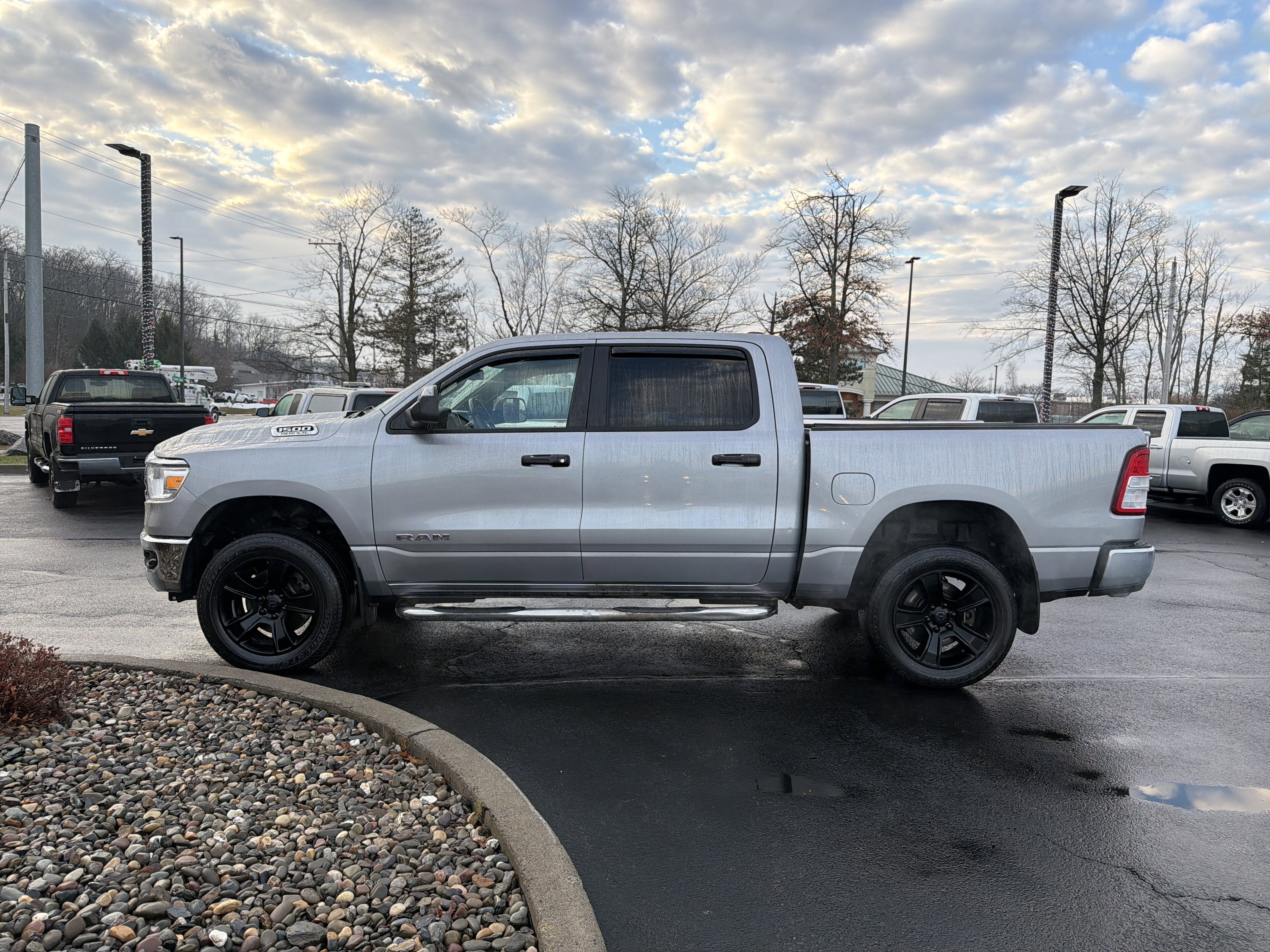 2019 RAM 1500 Big Horn/Lone Star Crew Cab 4x4 5'7" Box