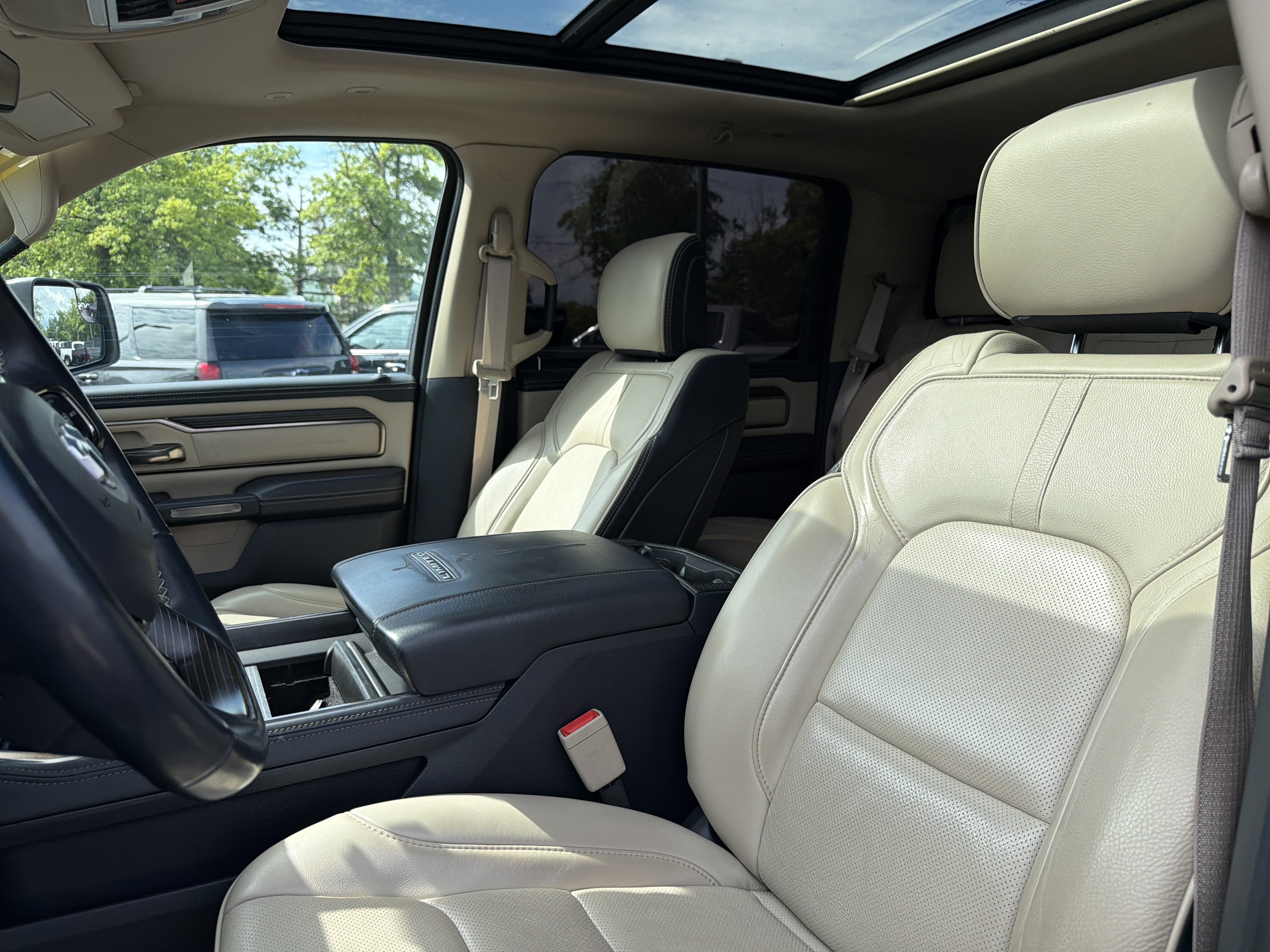 2019 RAM 1500 Limited Crew Cab 4x4 5'7" Box