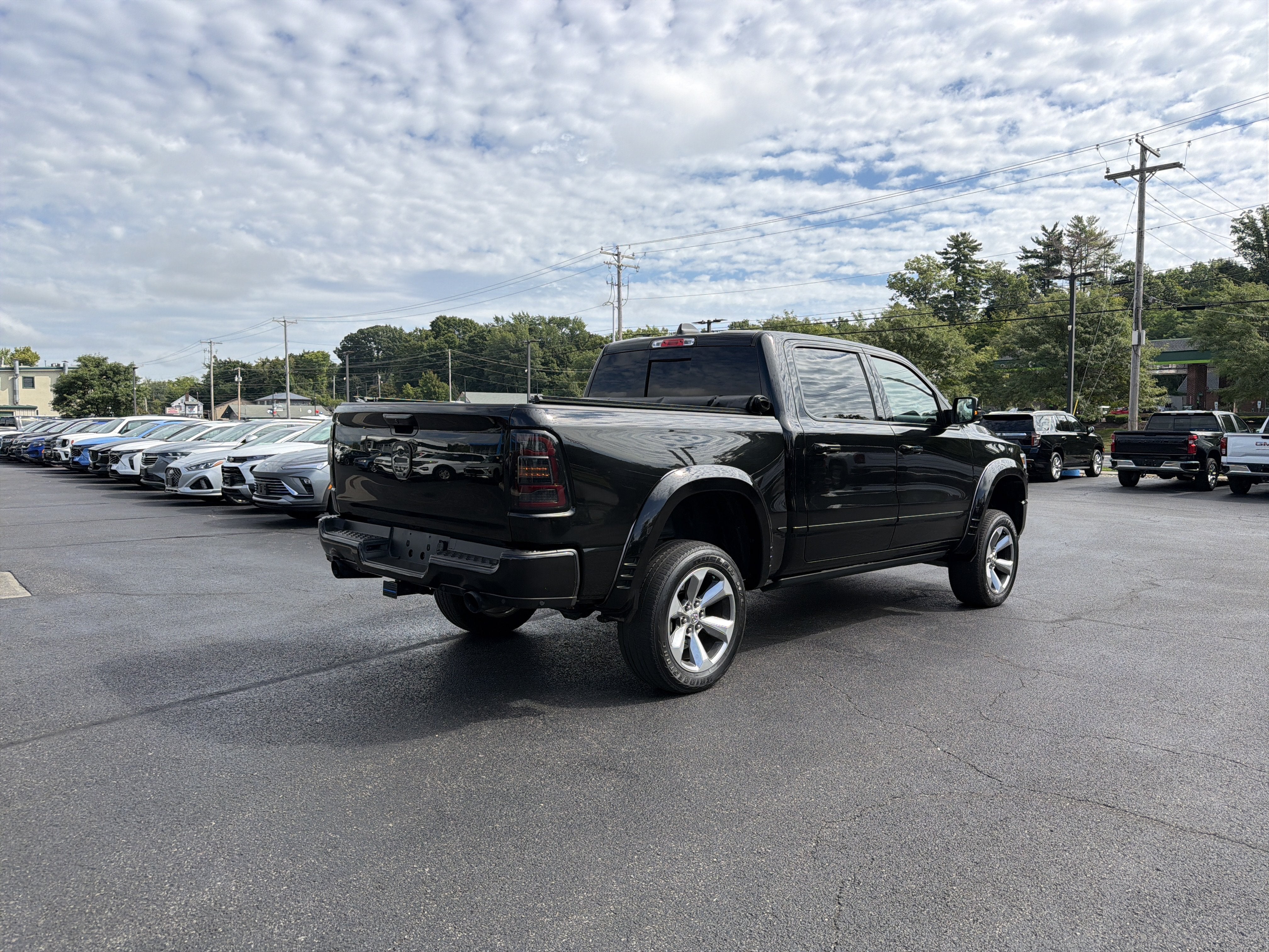 2019 RAM 1500 Limited Crew Cab 4x4 5'7" Box