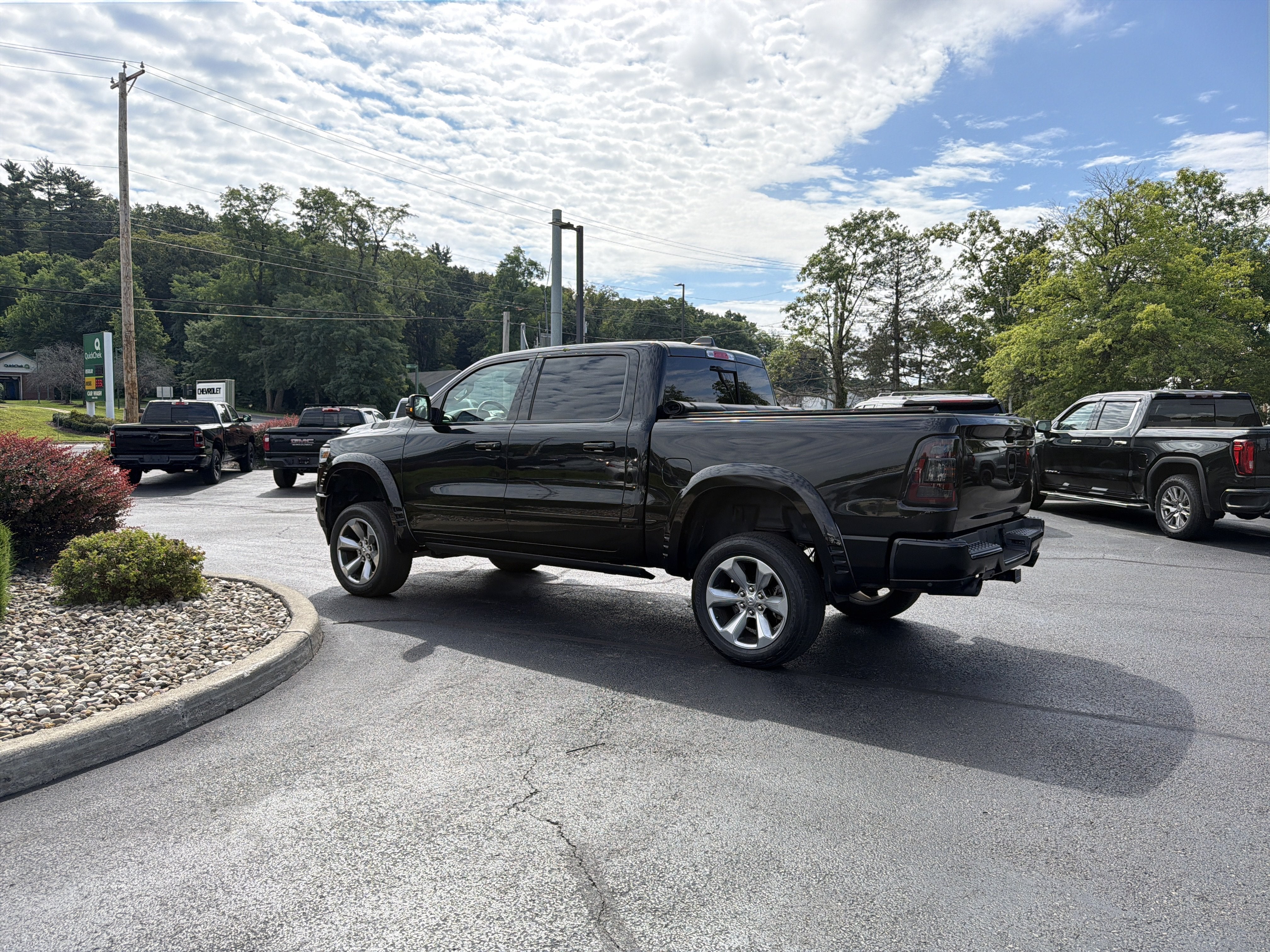 2019 RAM 1500 Limited Crew Cab 4x4 5'7" Box