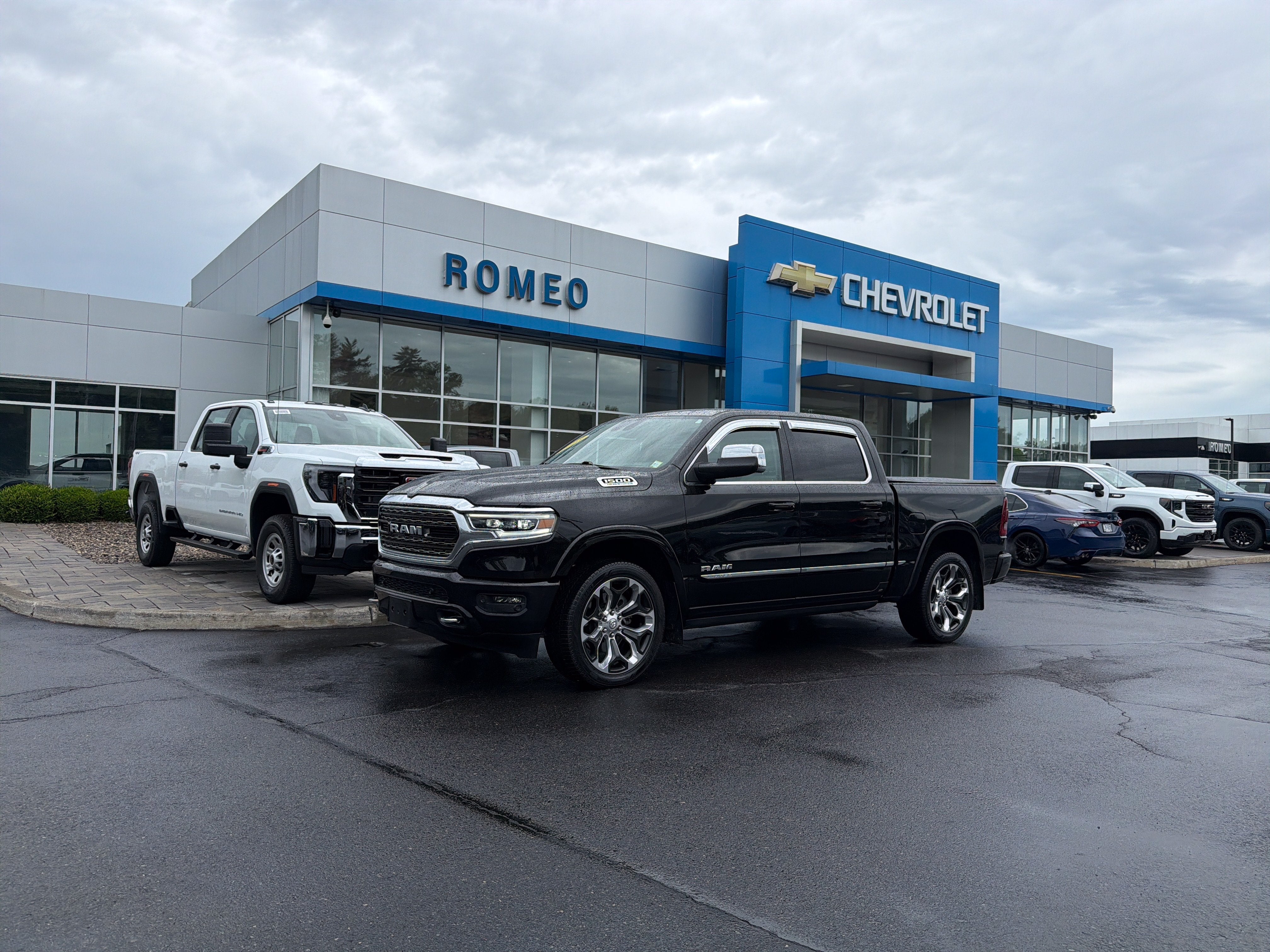 2023 RAM 1500 Limited Crew Cab 4x4 5'7" Box