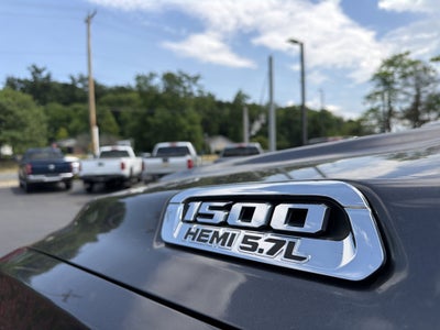 2019 RAM 1500 Laramie Crew Cab 4x4 6'4" Box
