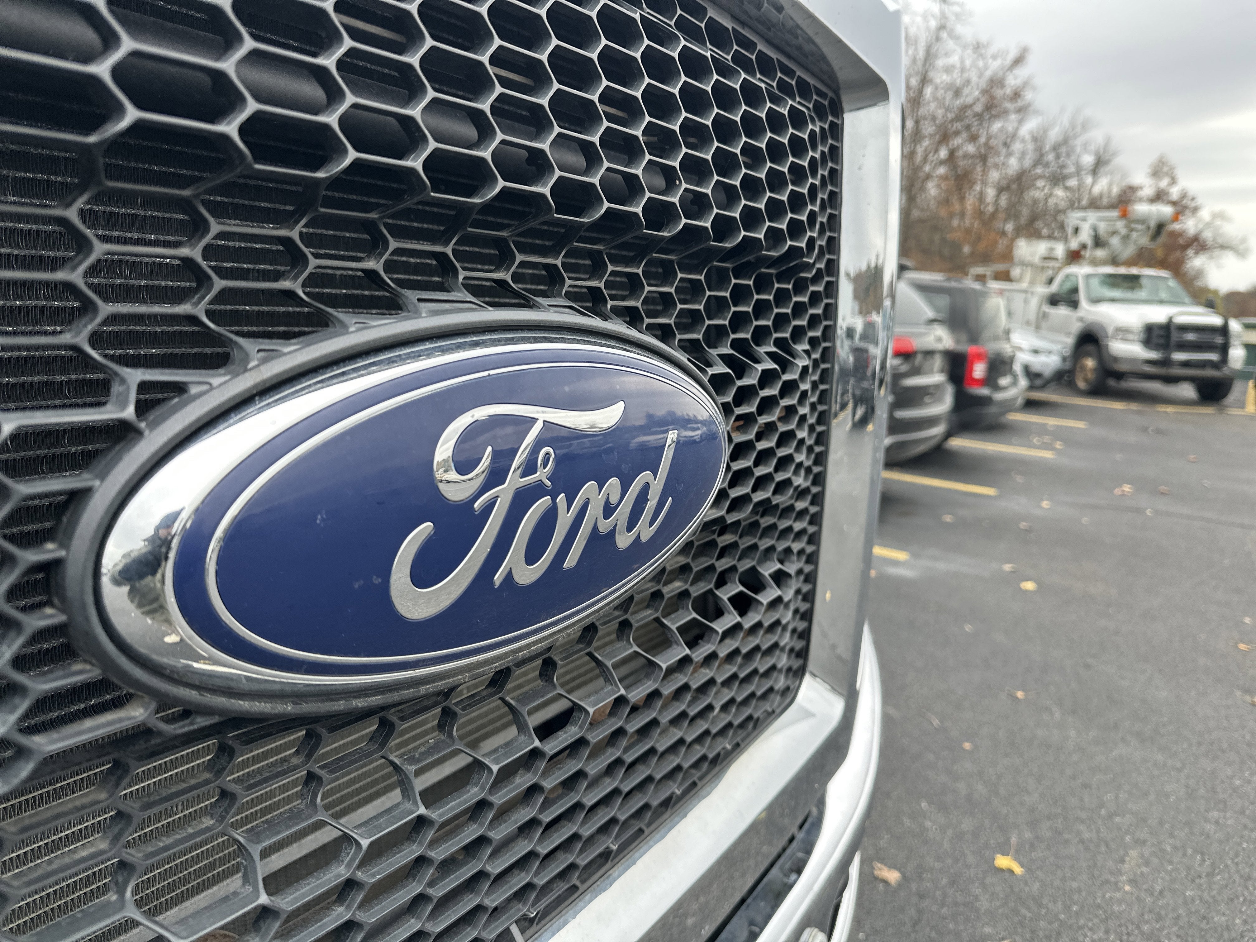 2019 Ford Super Duty F-750 Straight Base