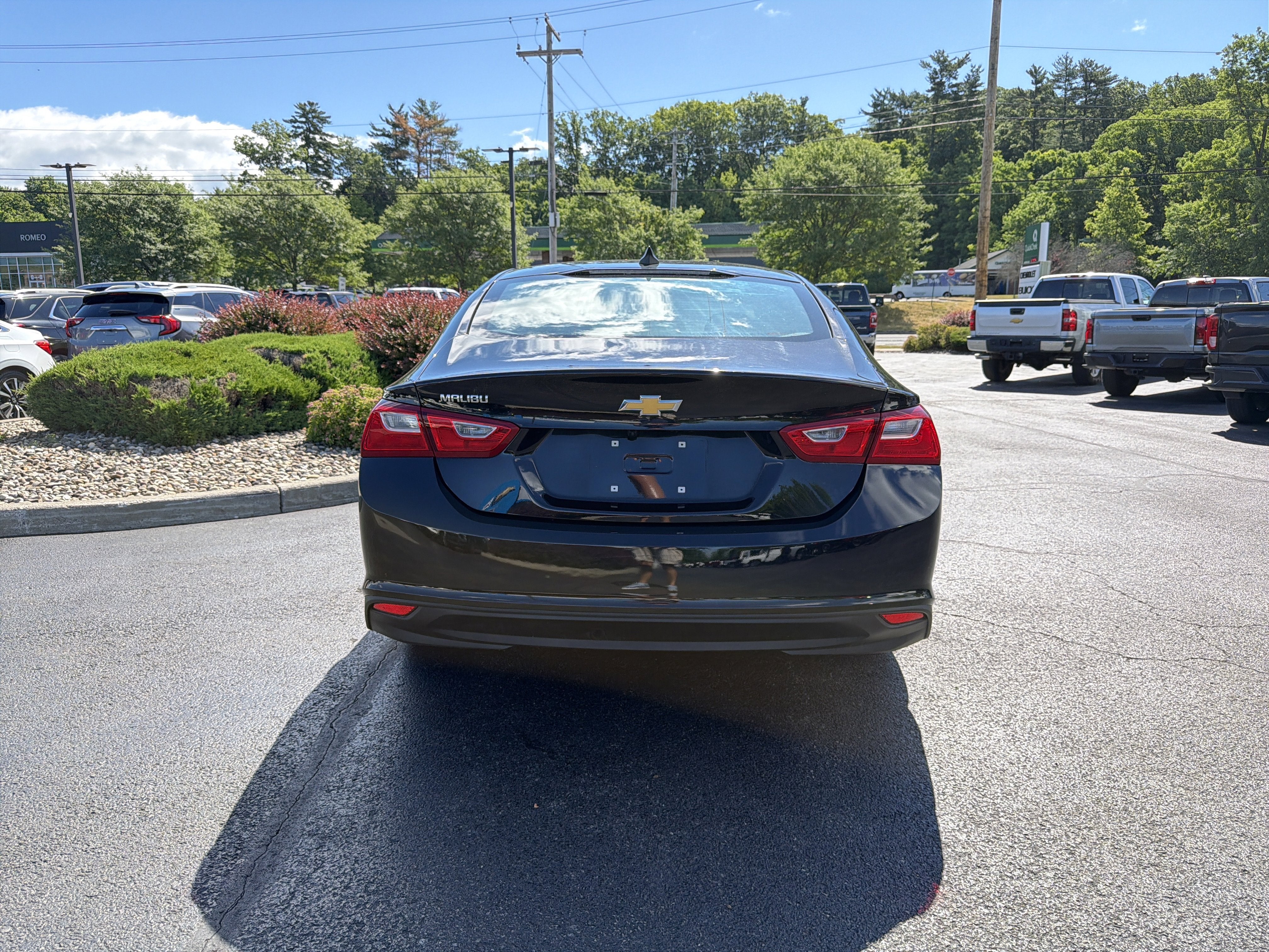 2022 Chevrolet Malibu LS