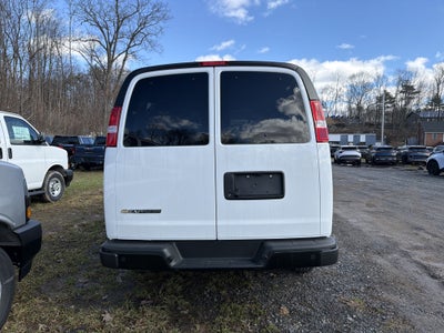 2025 Chevrolet Express Passenger 1LS