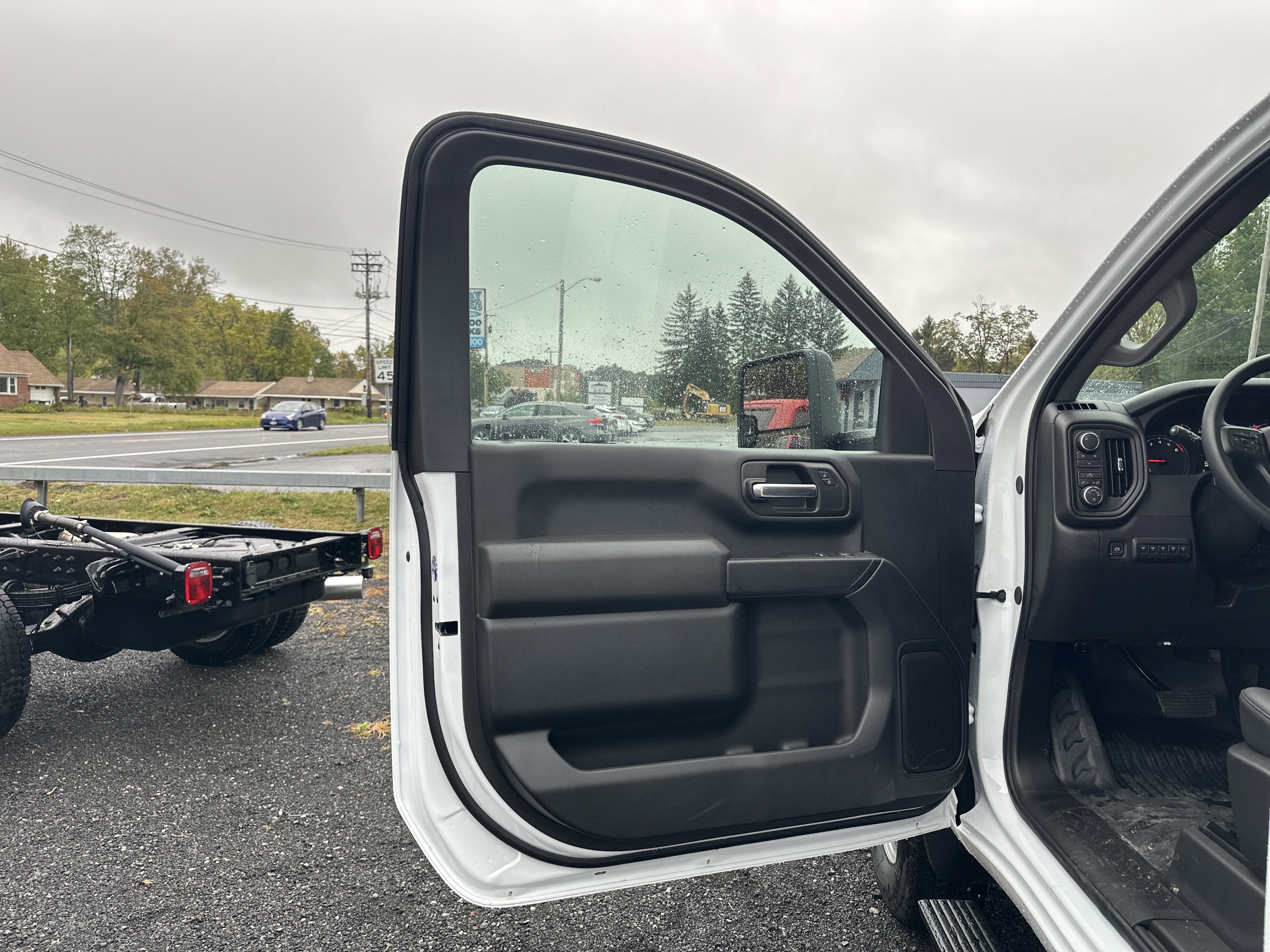 2025 Chevrolet Silverado 3500 HD Chassis Cab Work Truck