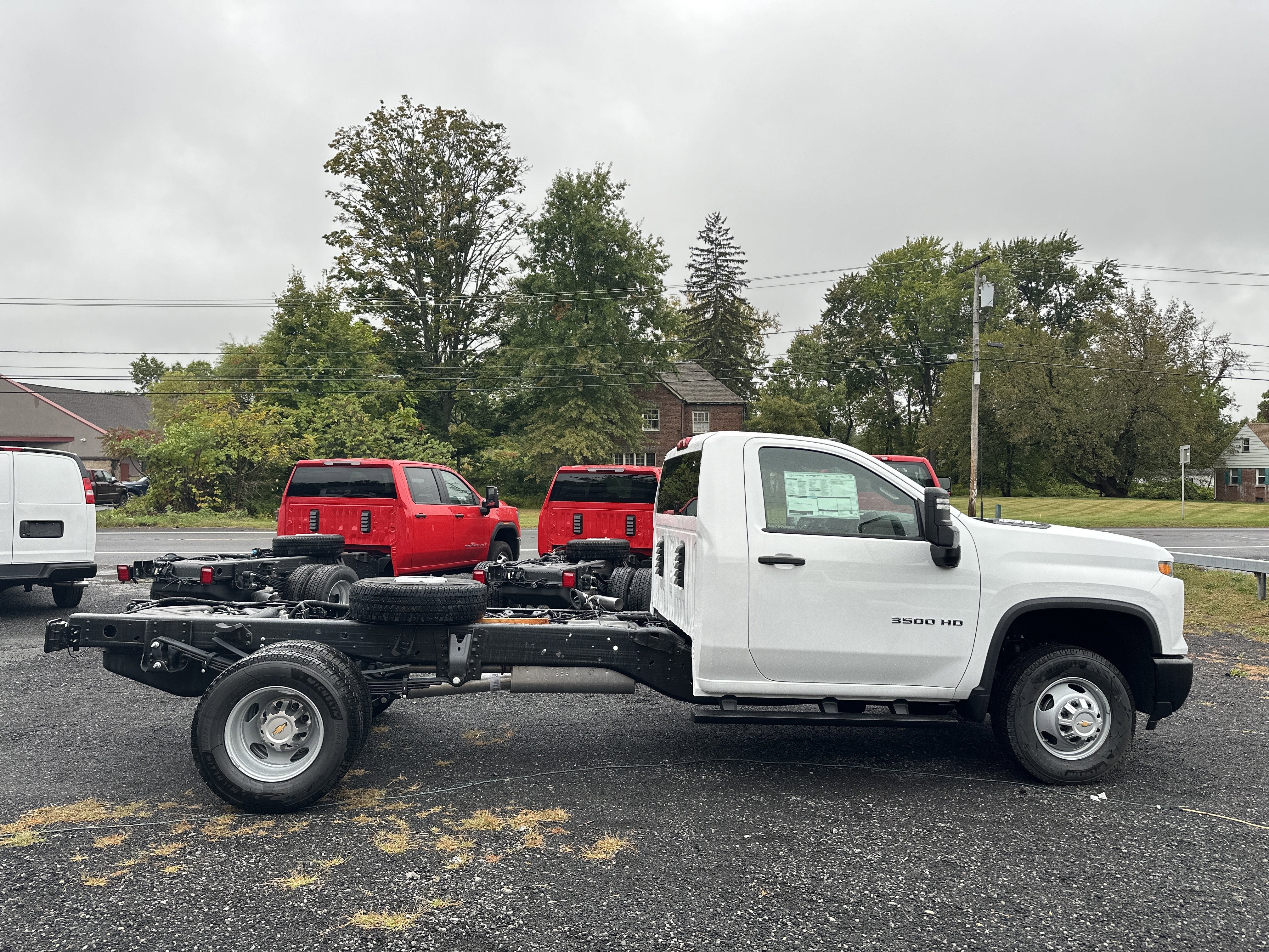 2025 Chevrolet Silverado 3500 HD Chassis Cab Work Truck