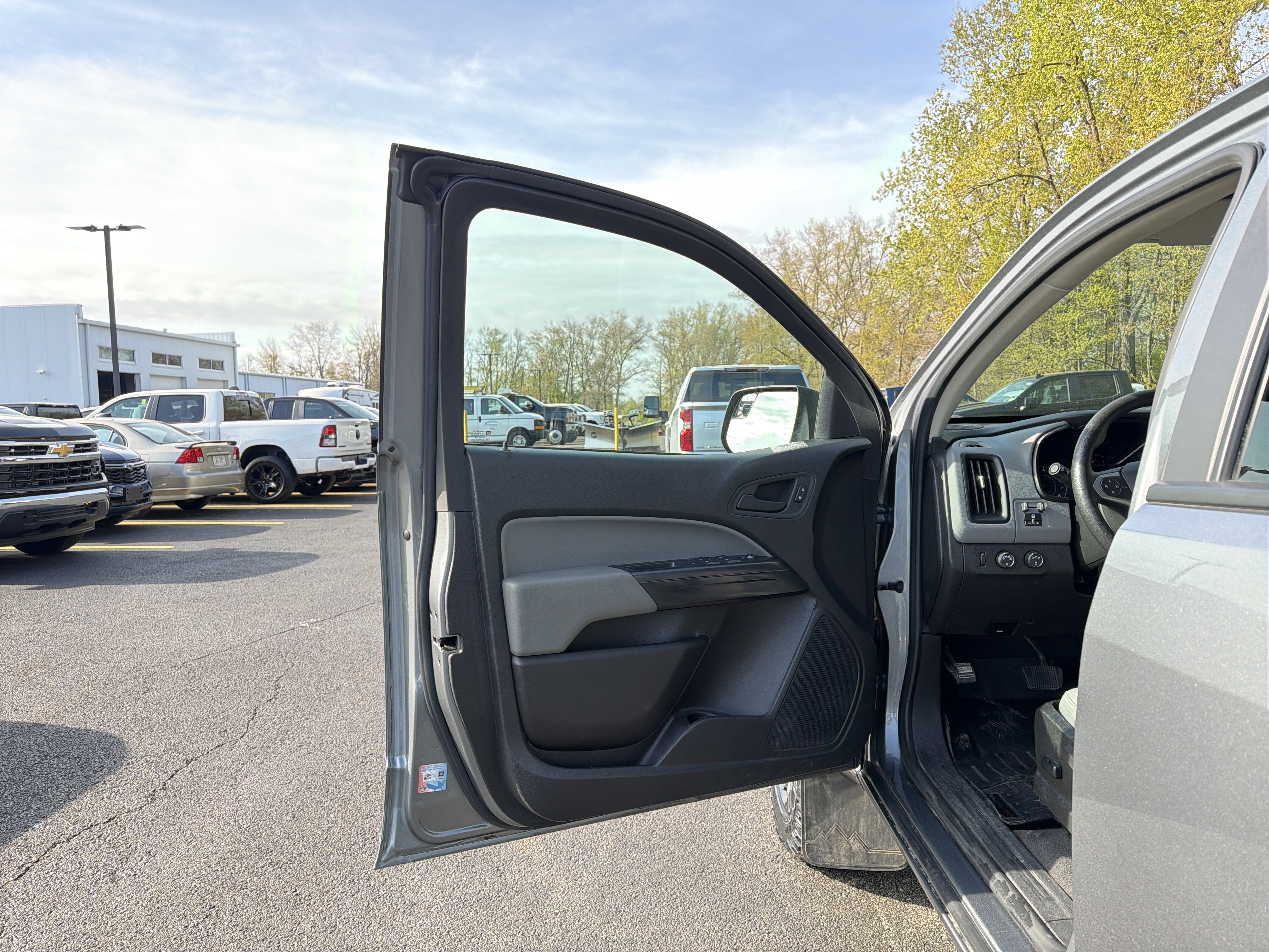 2022 Chevrolet Colorado WT
