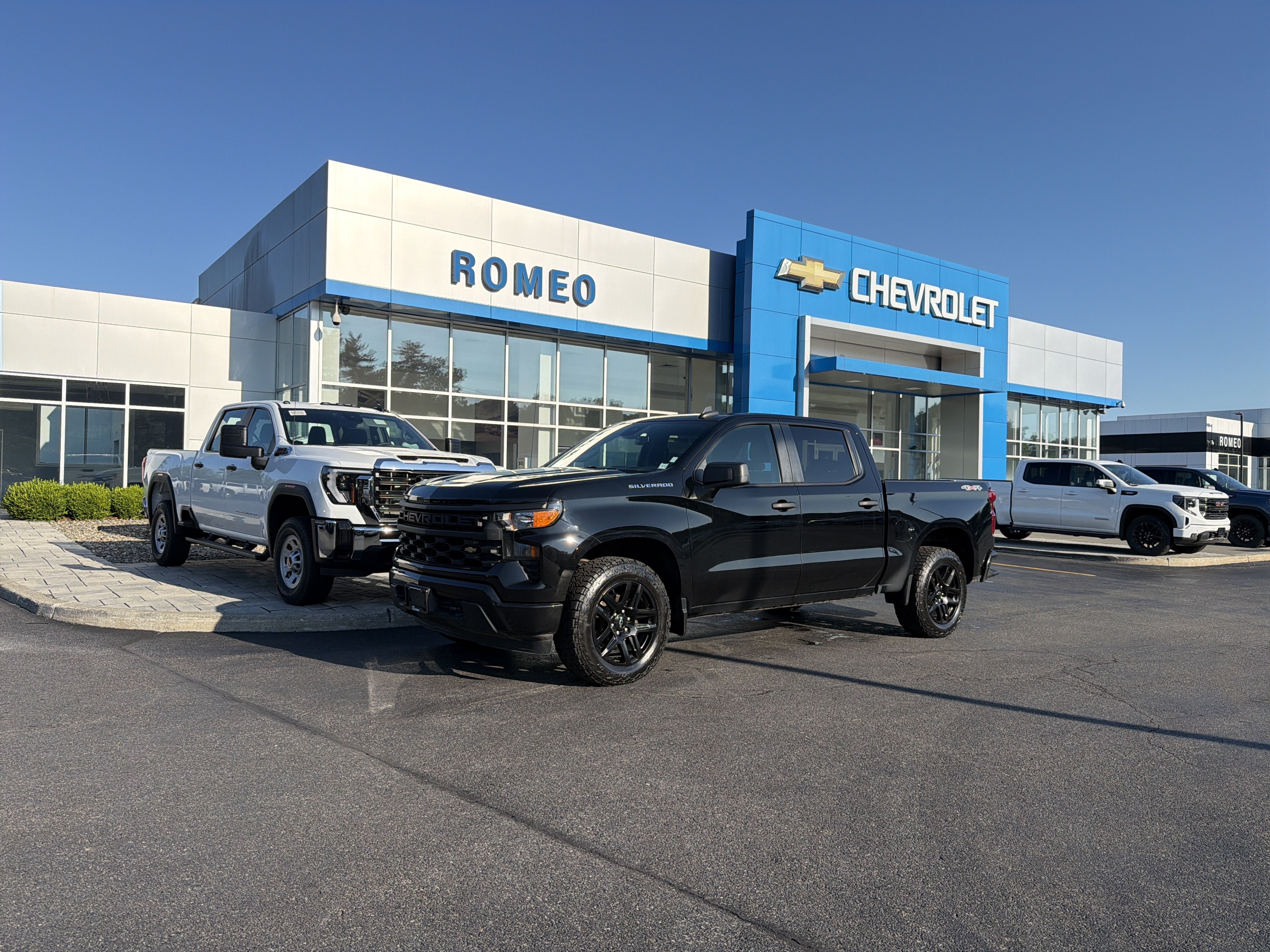 2023 Chevrolet Silverado 1500 Custom