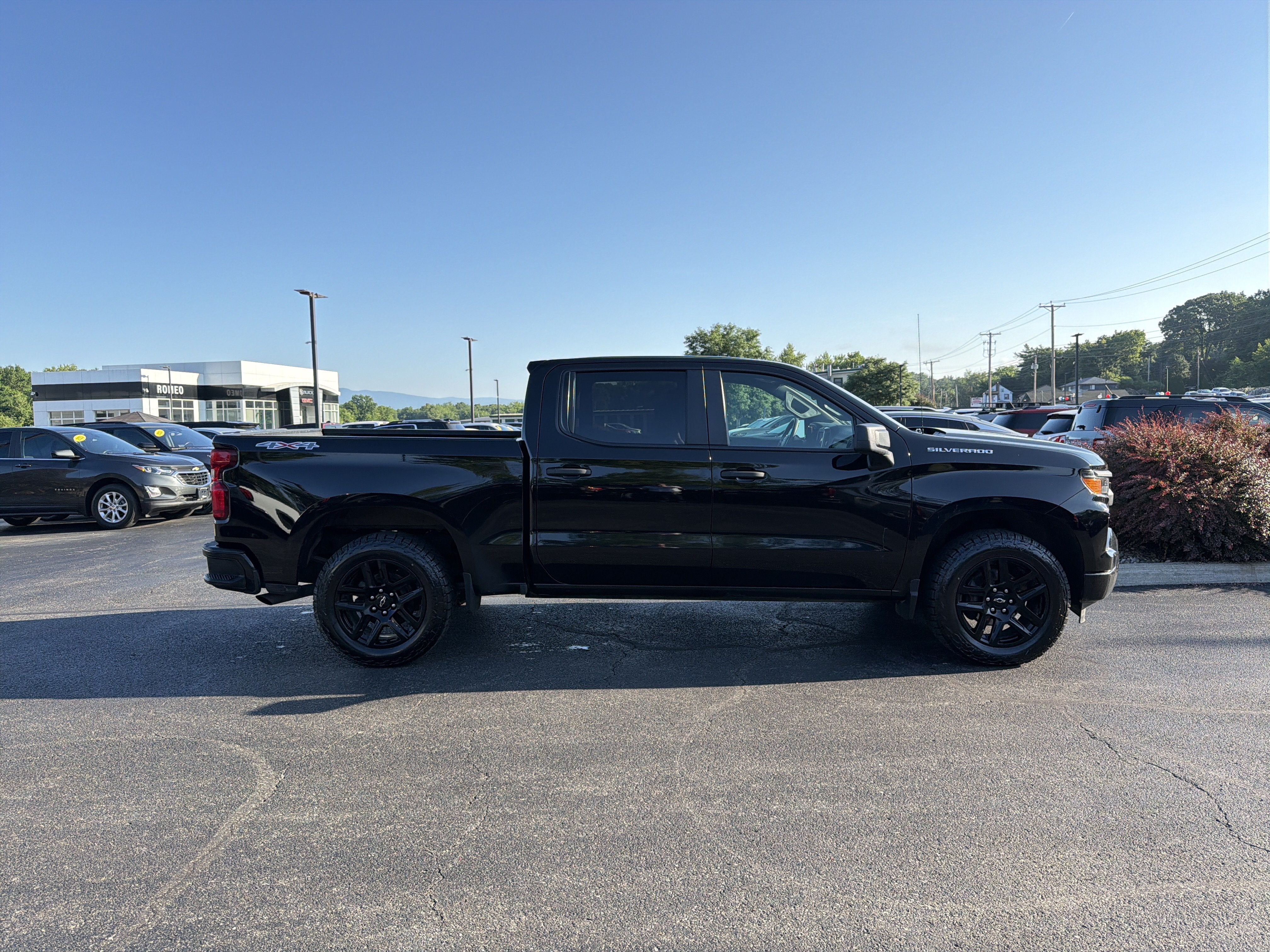 2023 Chevrolet Silverado 1500 Custom
