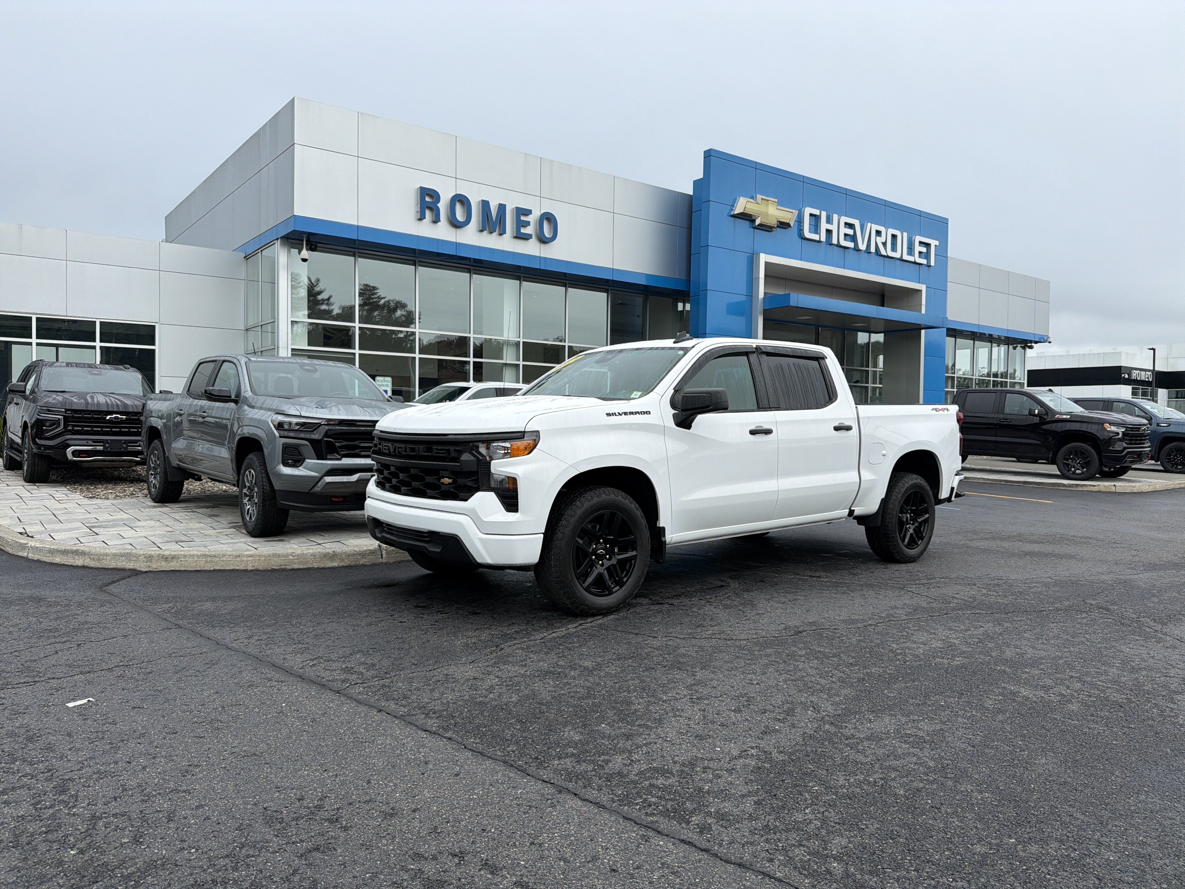 2024 Chevrolet Silverado 1500 Custom
