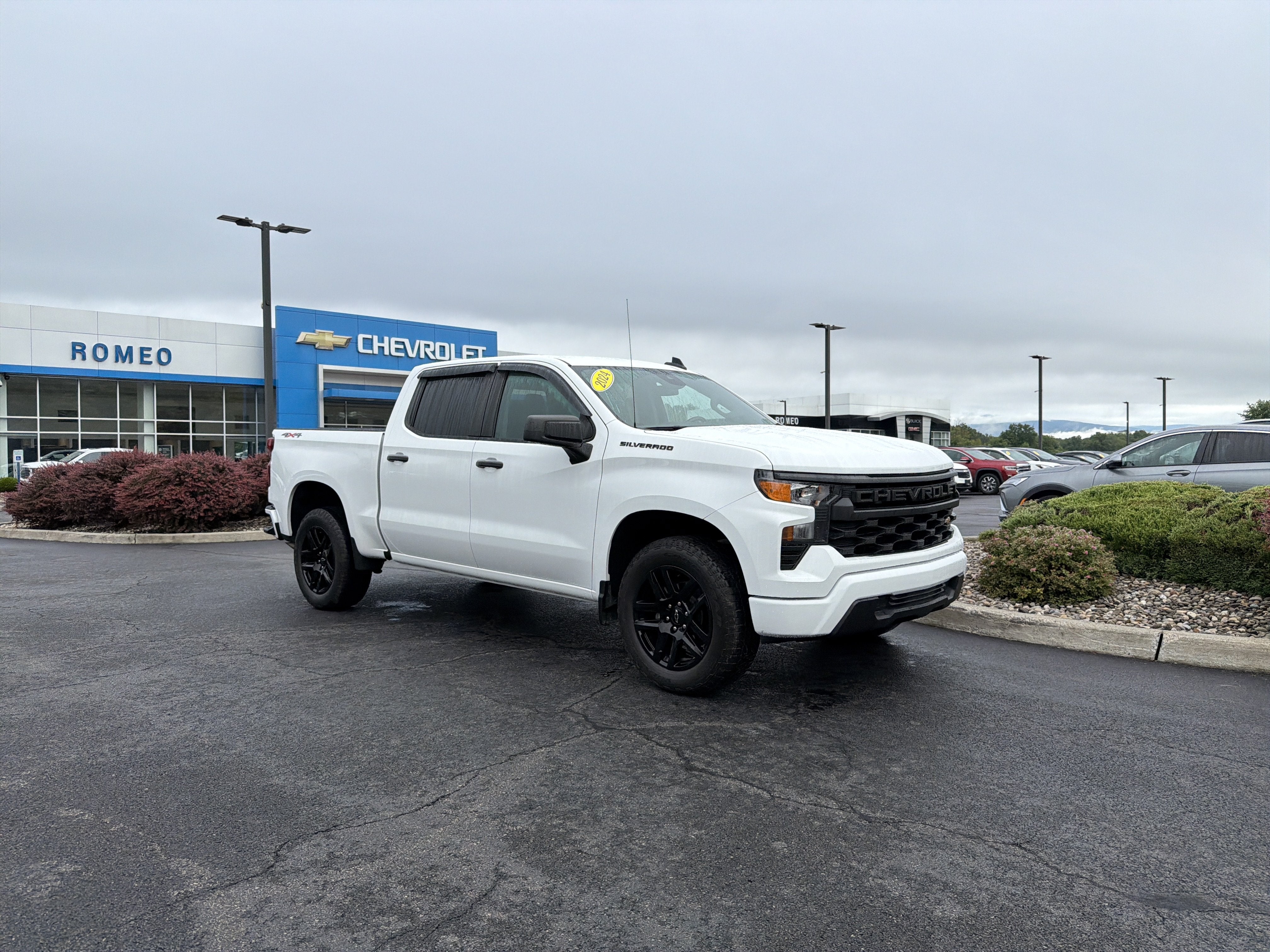 2024 Chevrolet Silverado 1500 Custom
