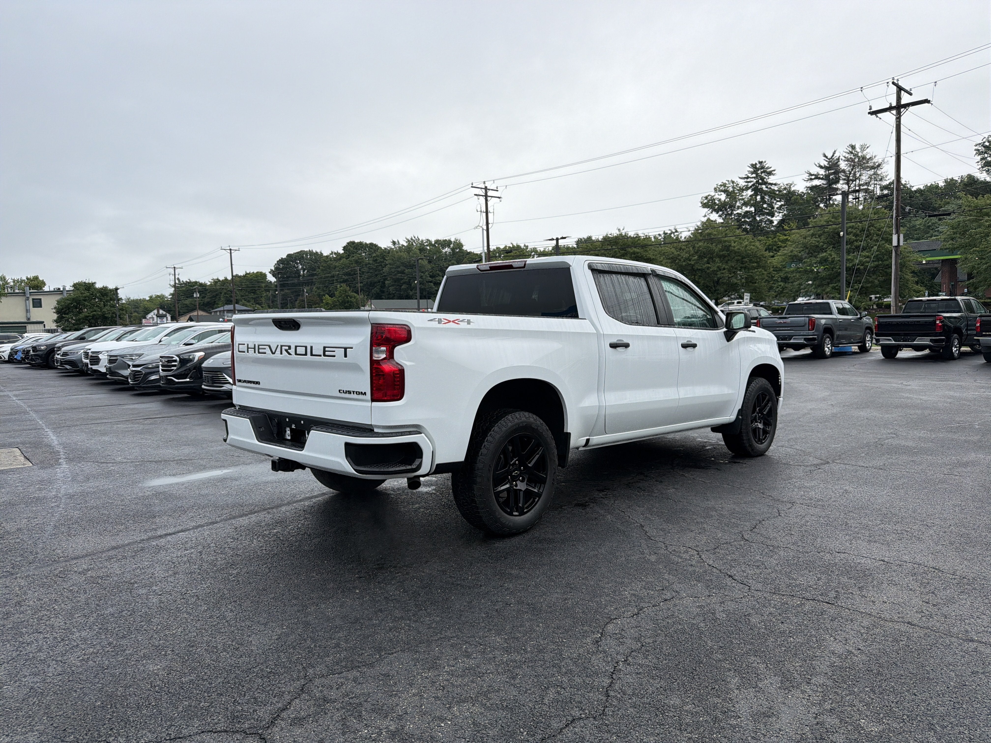 2024 Chevrolet Silverado 1500 Custom