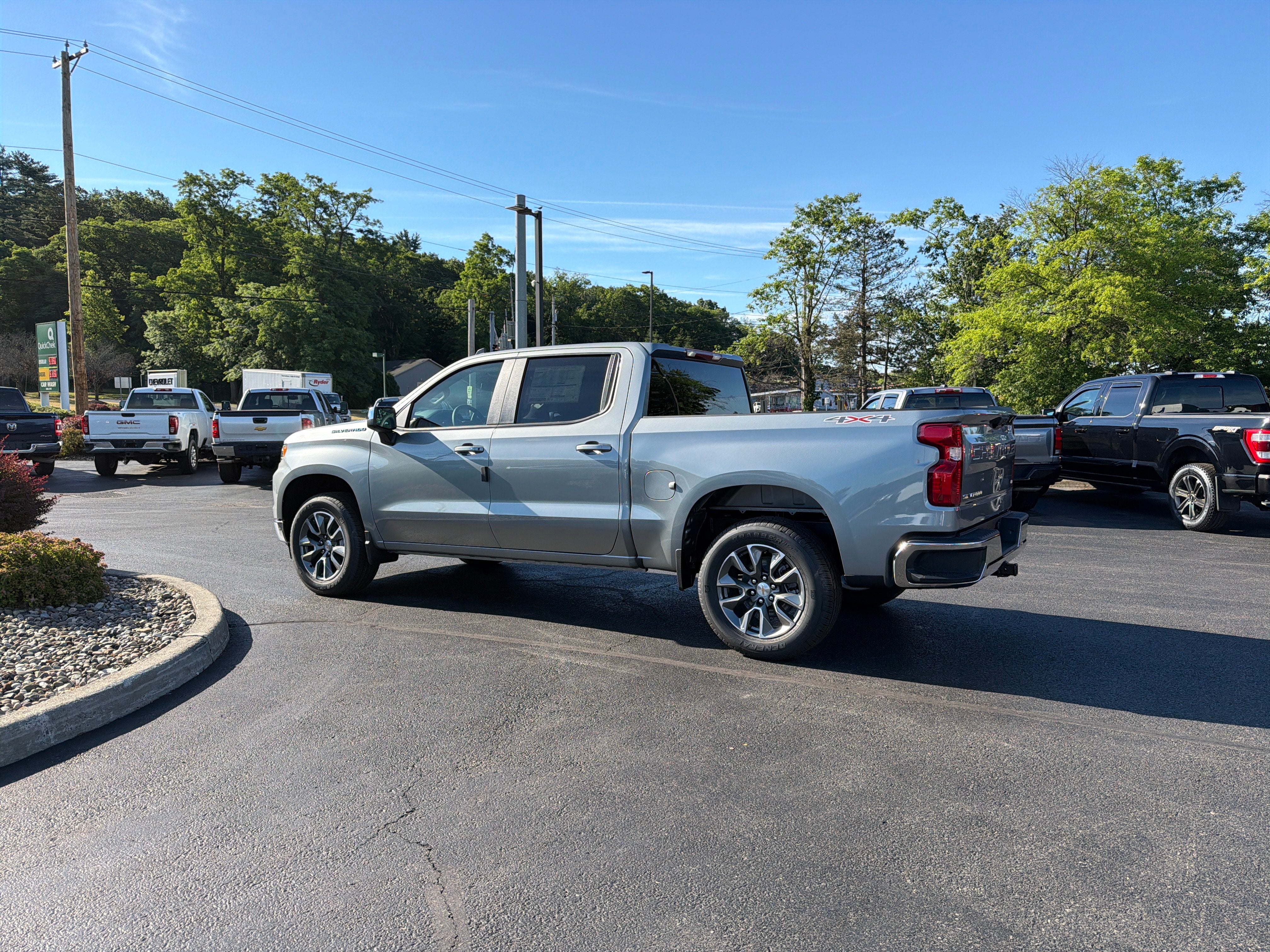 2026 Chevrolet Silverado 1500 LT (2FL)
